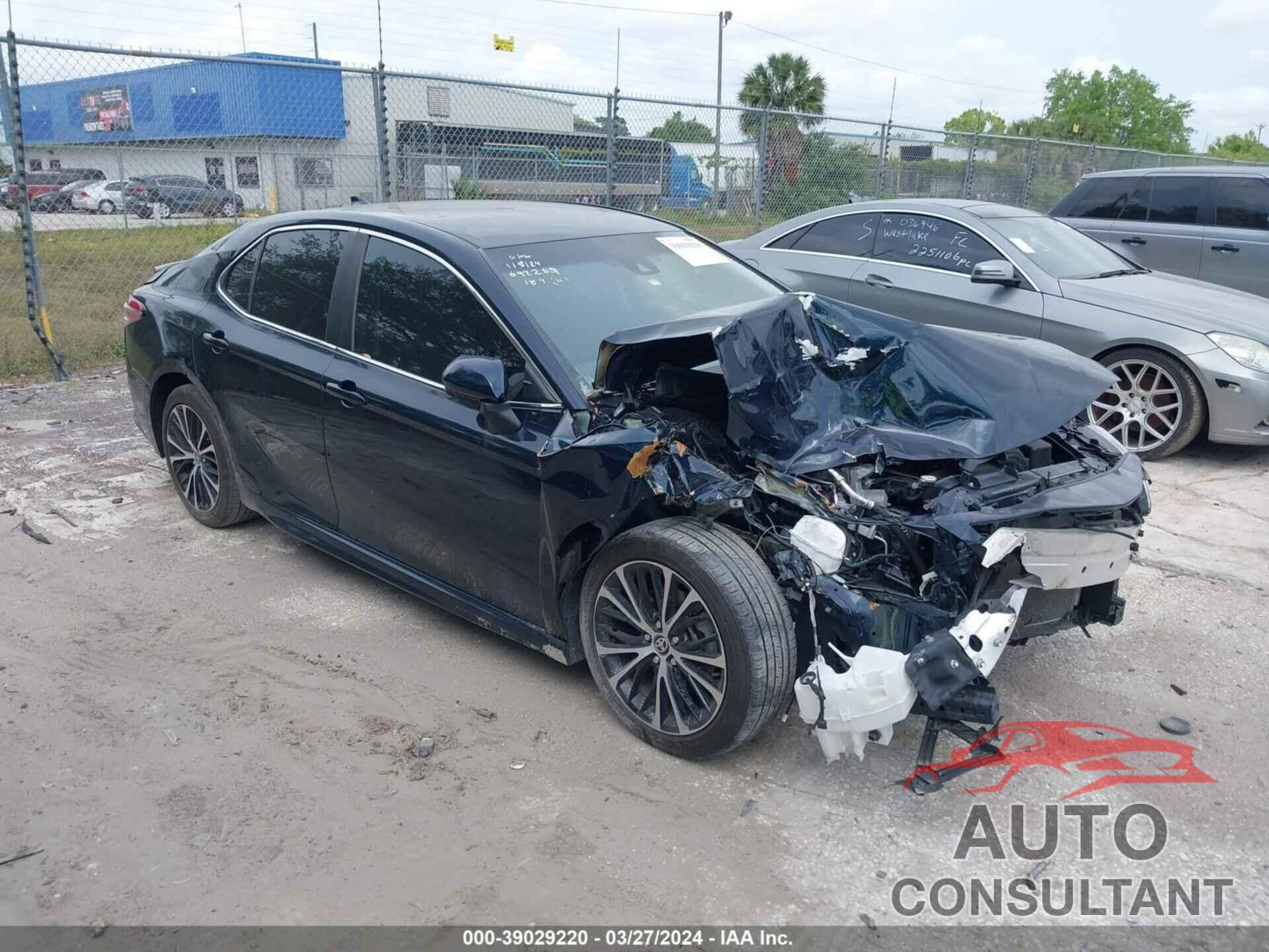 TOYOTA CAMRY 2020 - 4T1G11AK4LU966118