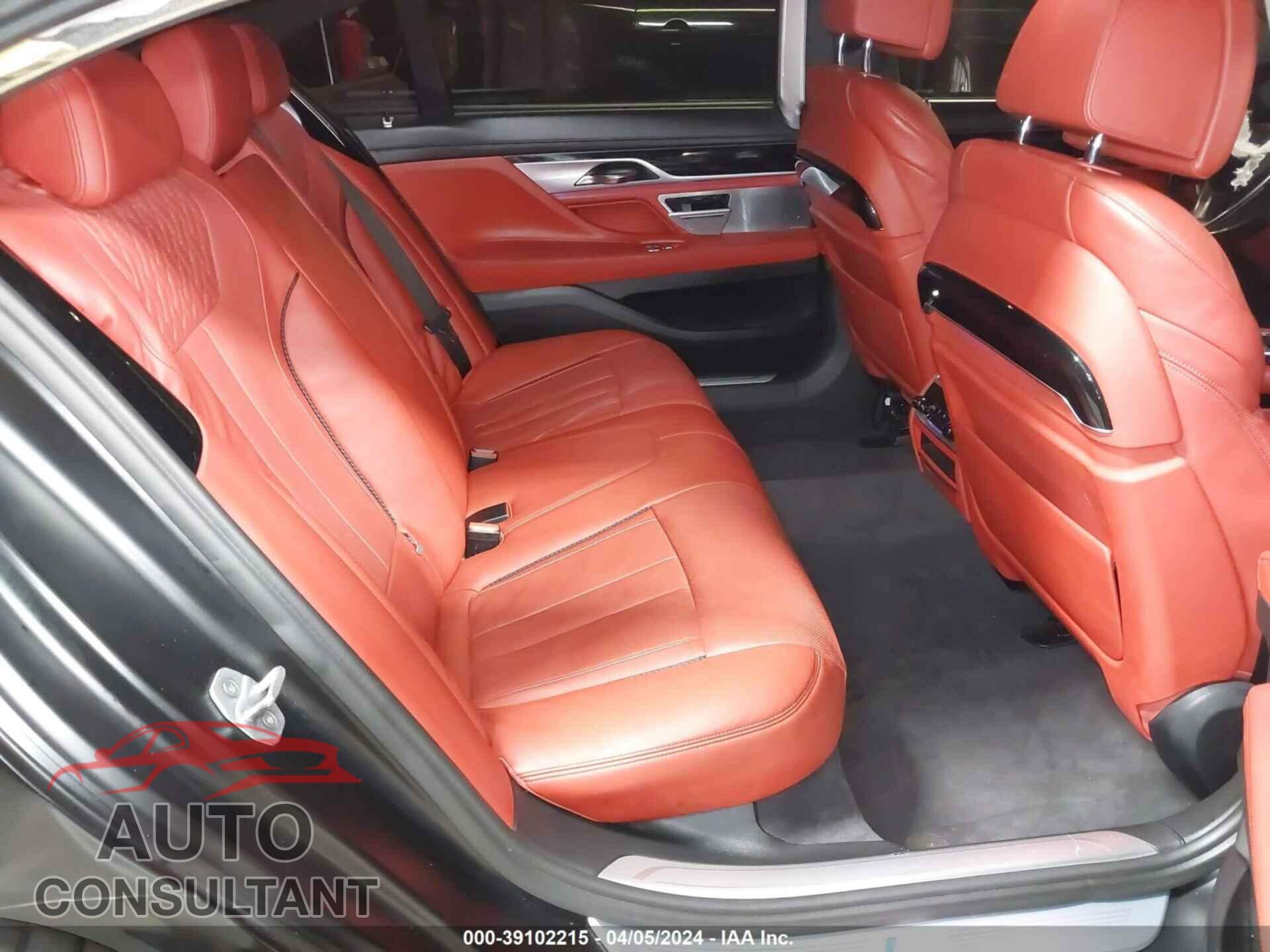 BMW 750I 2017 - WBA7F0C32HGM22306