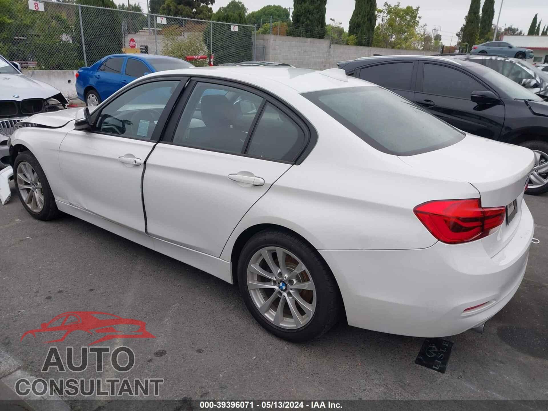 BMW 320I 2016 - WBA8E1G58GNU10924
