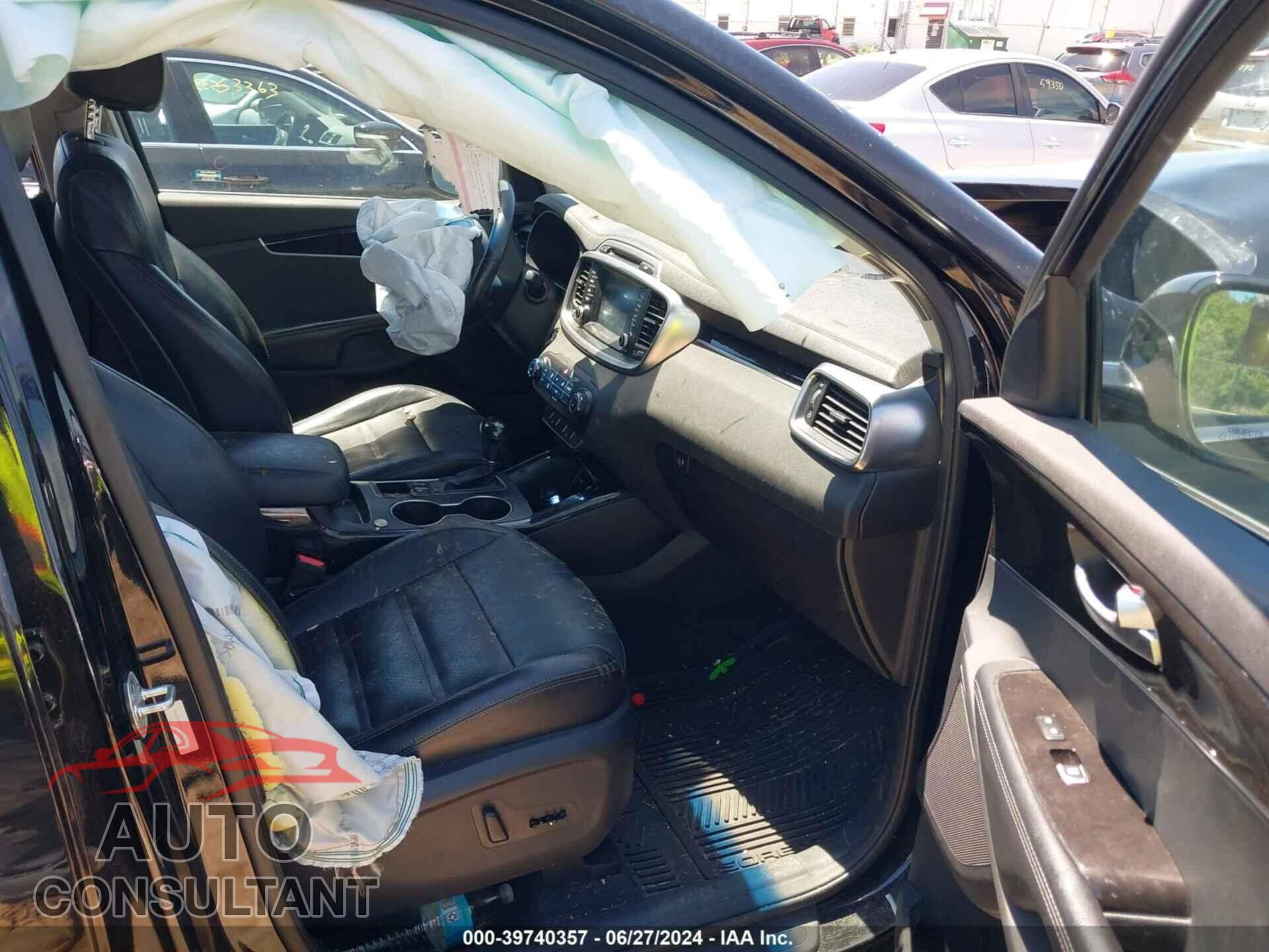KIA SORENTO 2018 - 5XYPH4A56JG339172