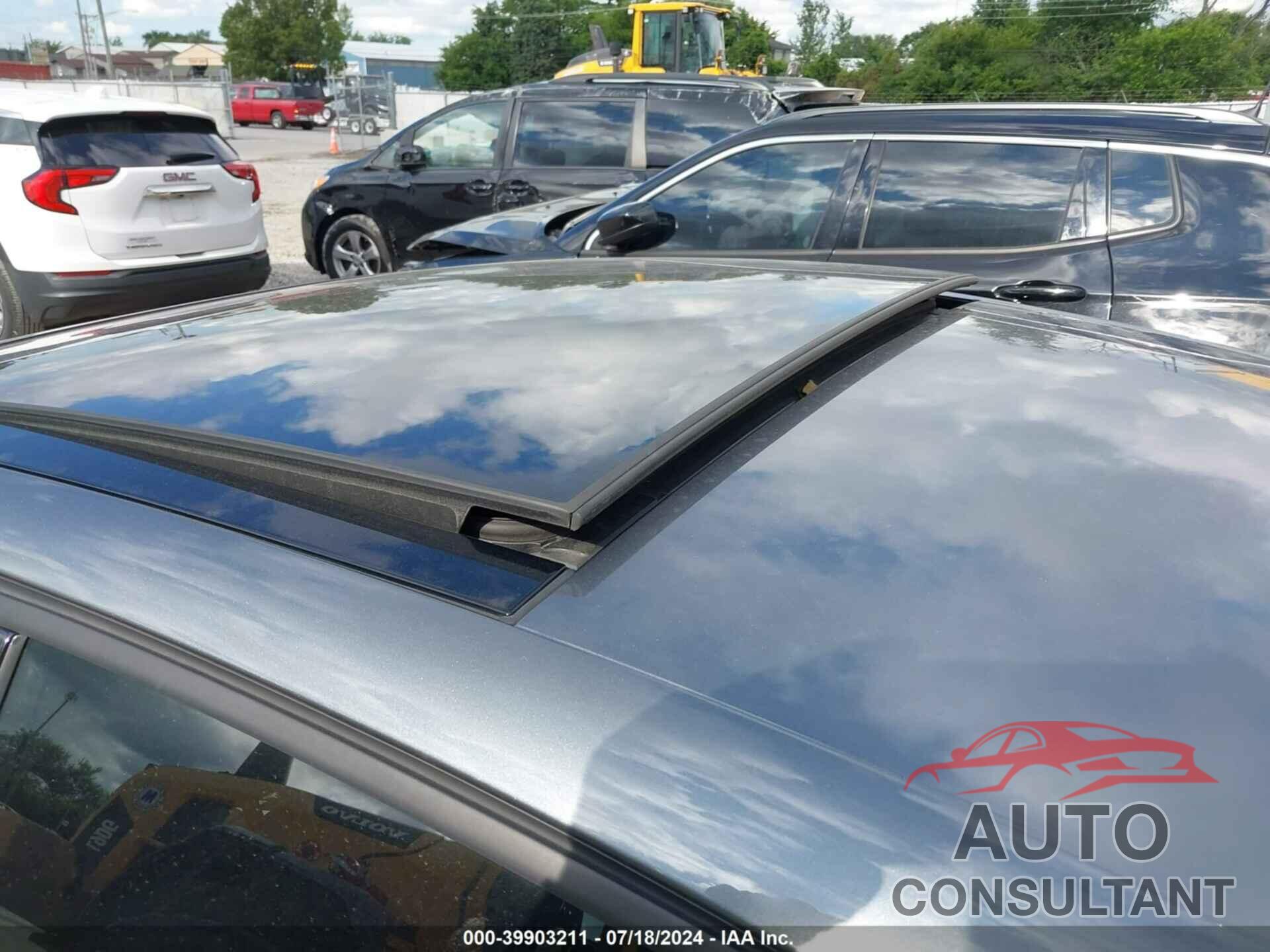 AUDI A3 2017 - WAUB8GFF6H1006555