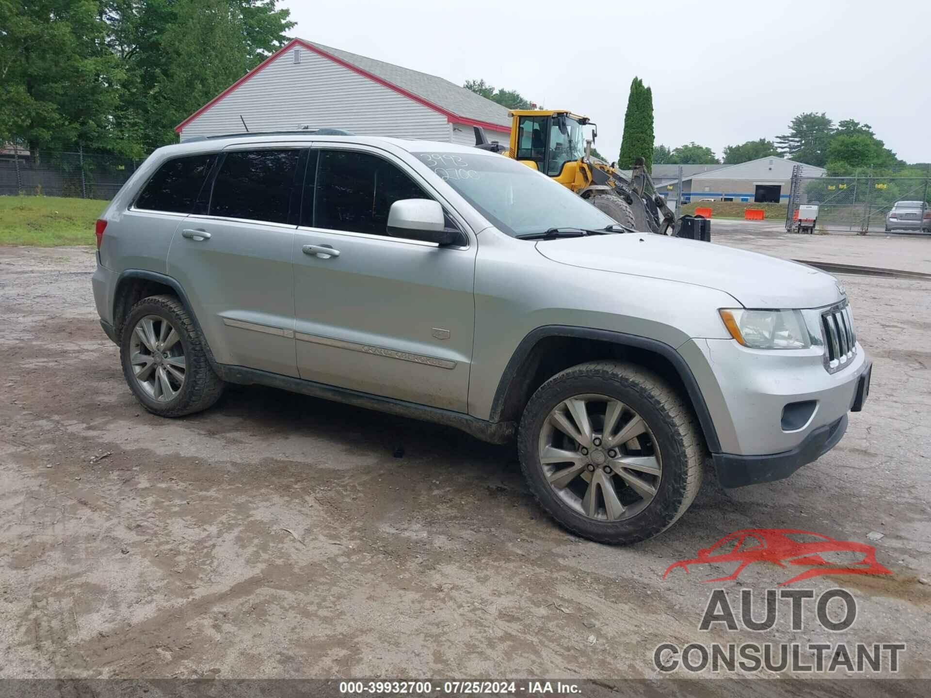 JEEP GRAND CHEROKEE 2011 - 1J4RR4GG3BC666272