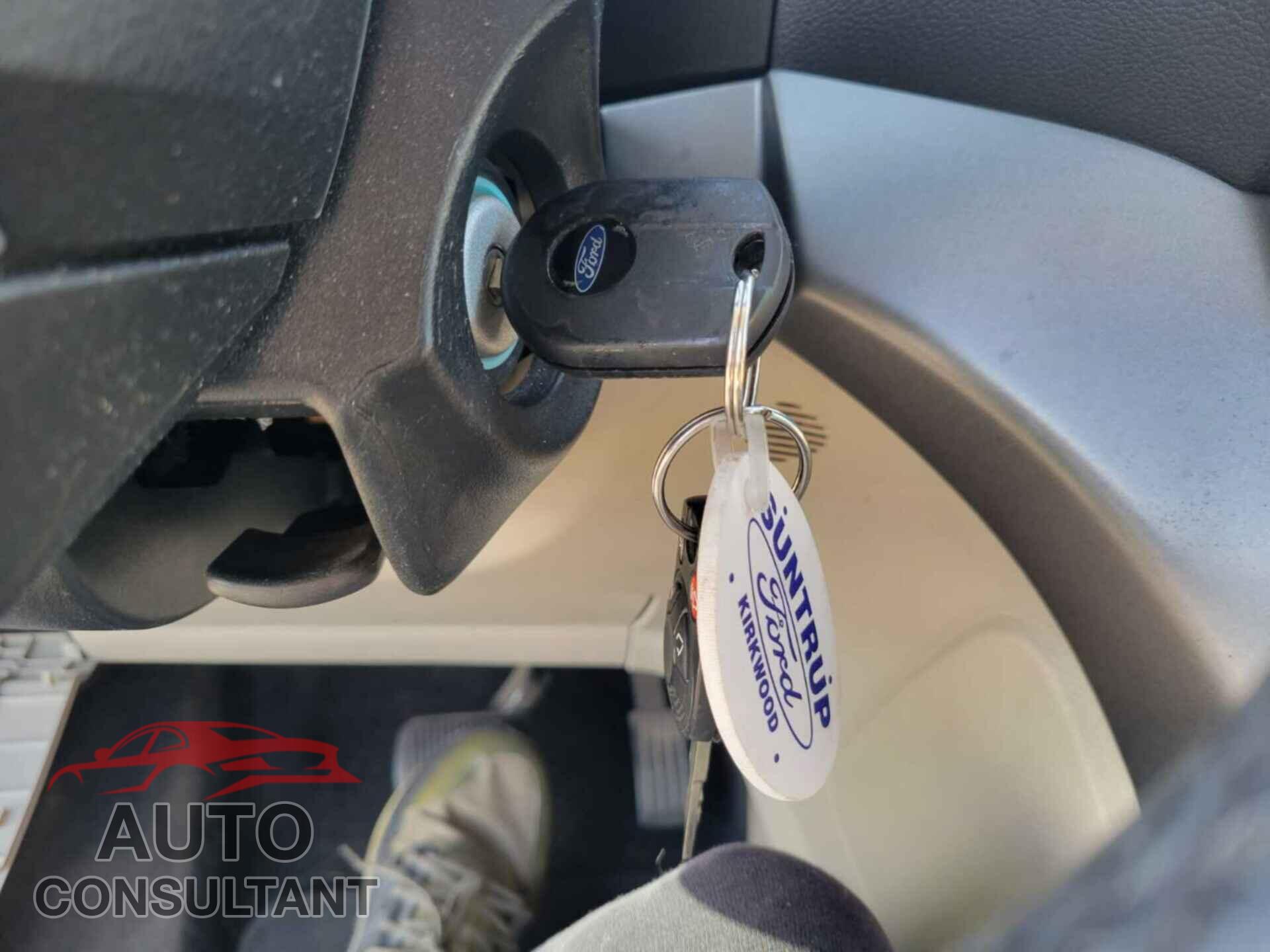 FORD C-MAX 2017 - 1FADP5AU5HL111056