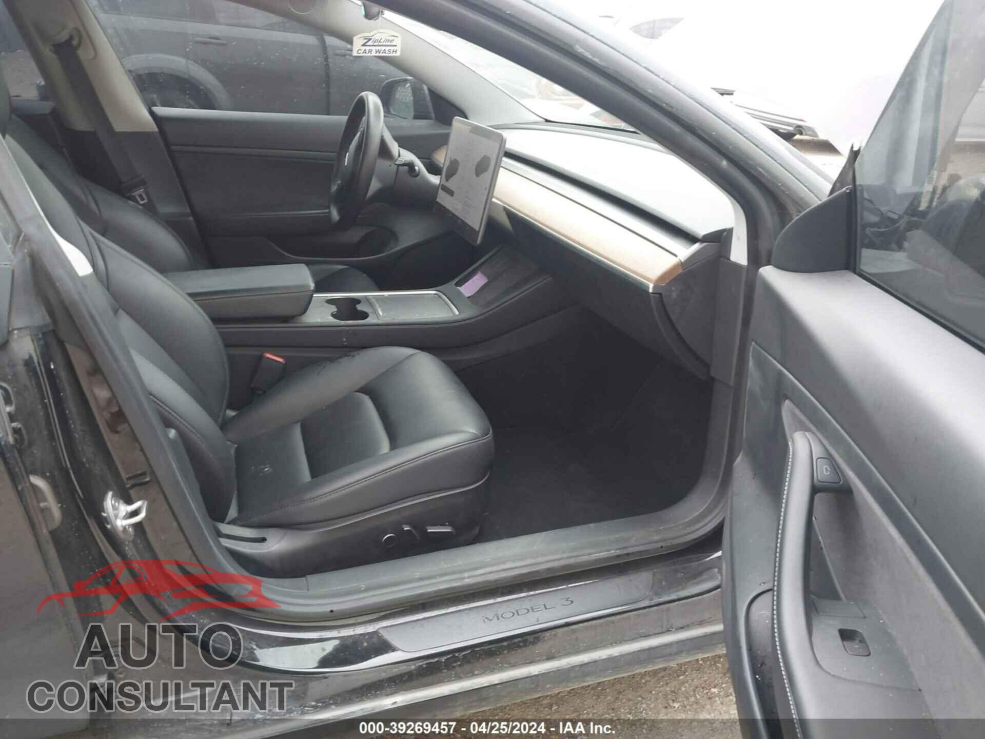 TESLA MODEL 3 2021 - 5YJ3E1EA4MF940007