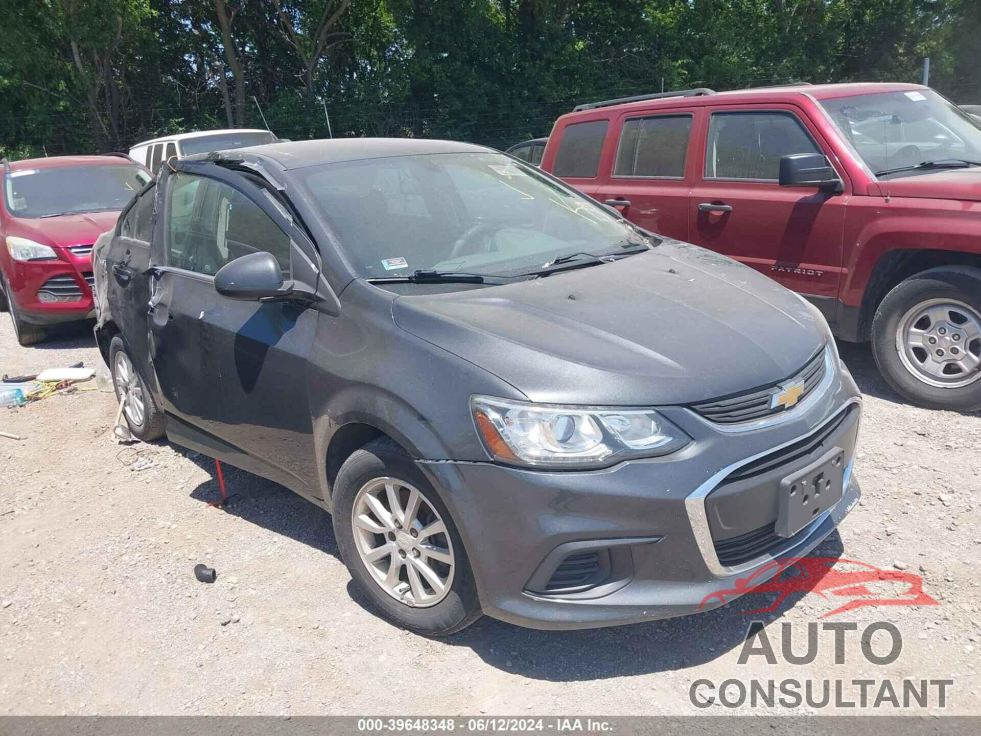 CHEVROLET SONIC 2017 - 1G1JD5SH6H4132069