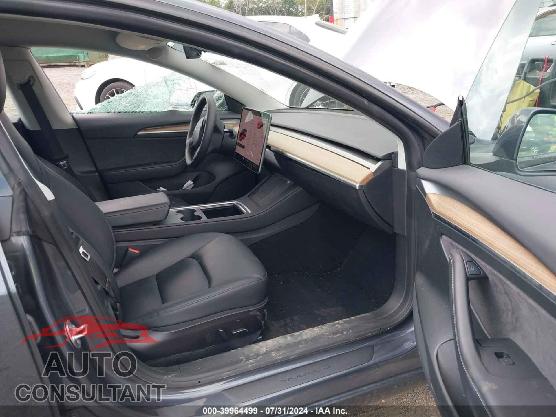 TESLA MODEL 3 2023 - 5YJ3E1EA3PF494324