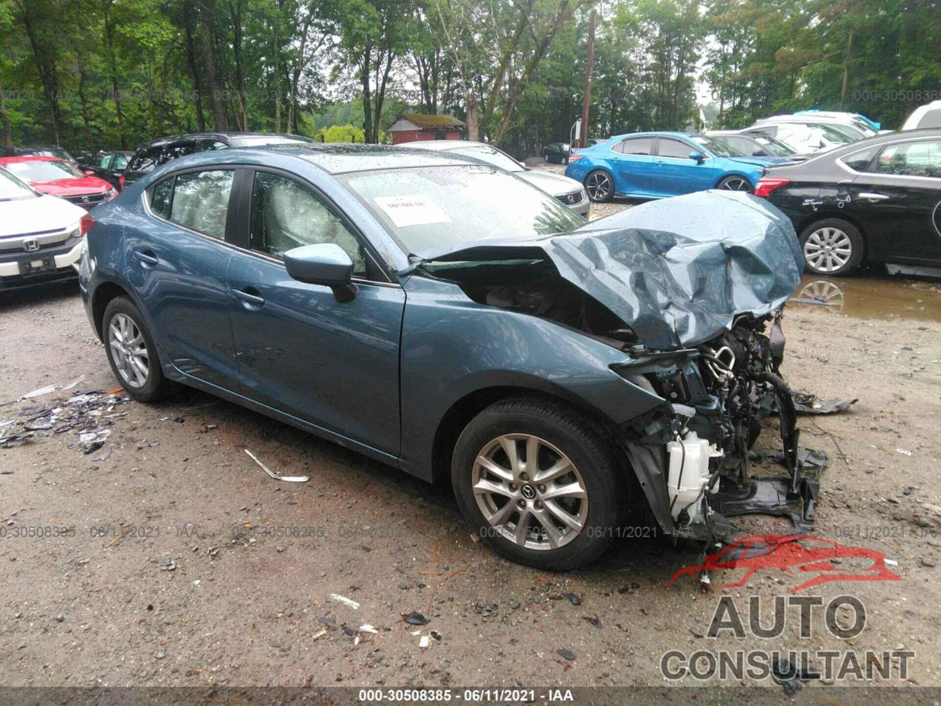 MAZDA MAZDA3 2016 - JM1BM1W71G1316194