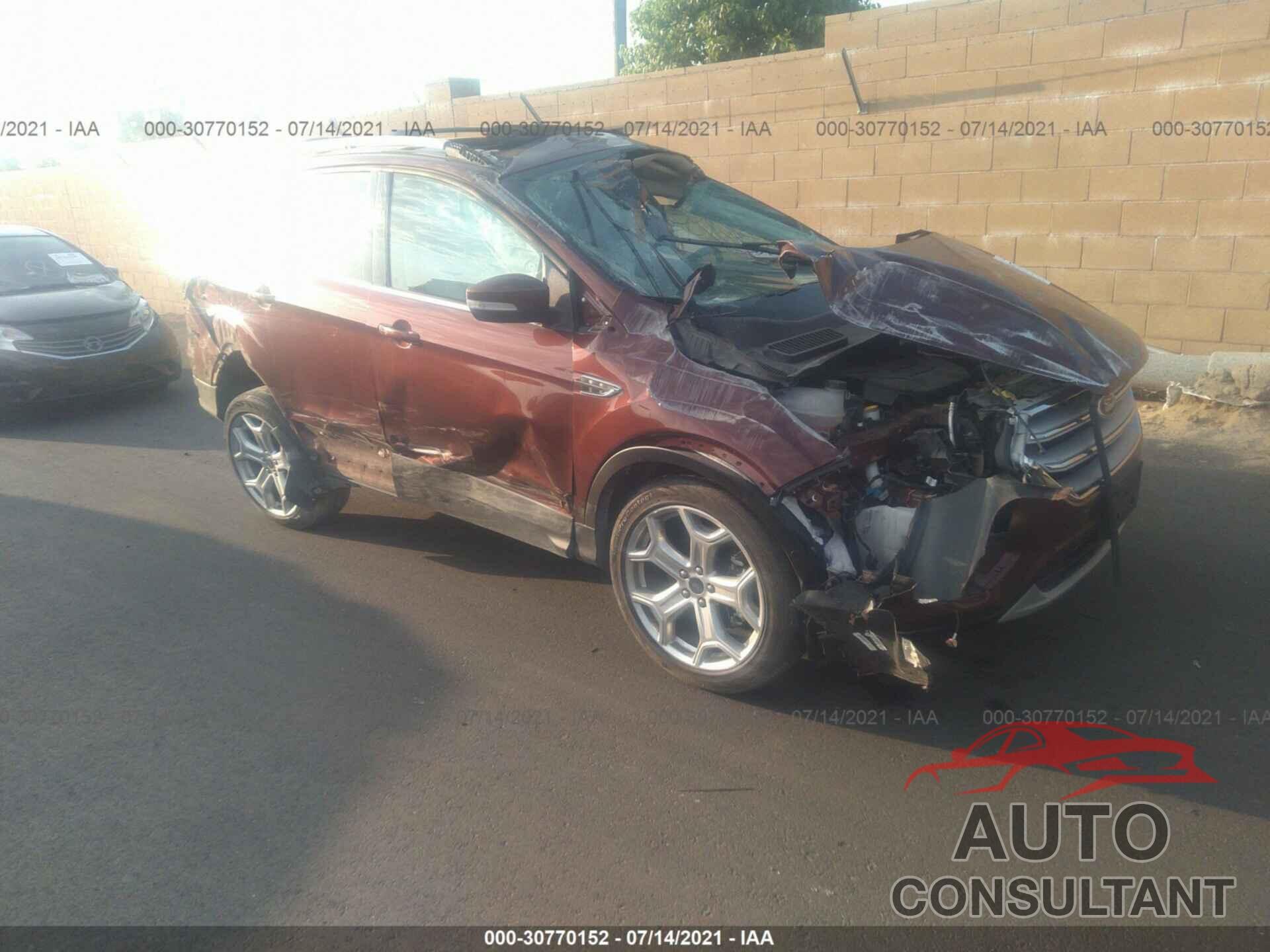 FORD ESCAPE 2018 - 1FMCU0J90JUC09243