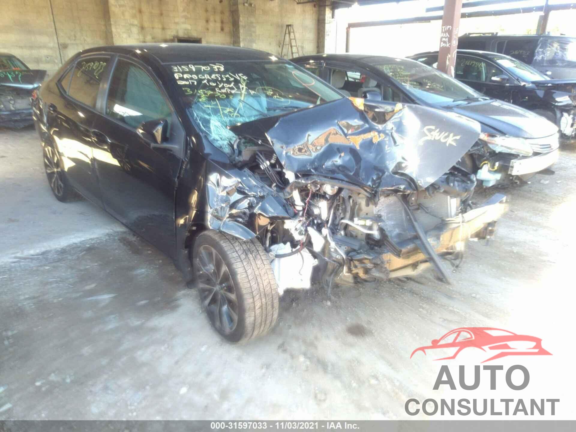 TOYOTA COROLLA 2017 - 2T1BURHEXHC841035