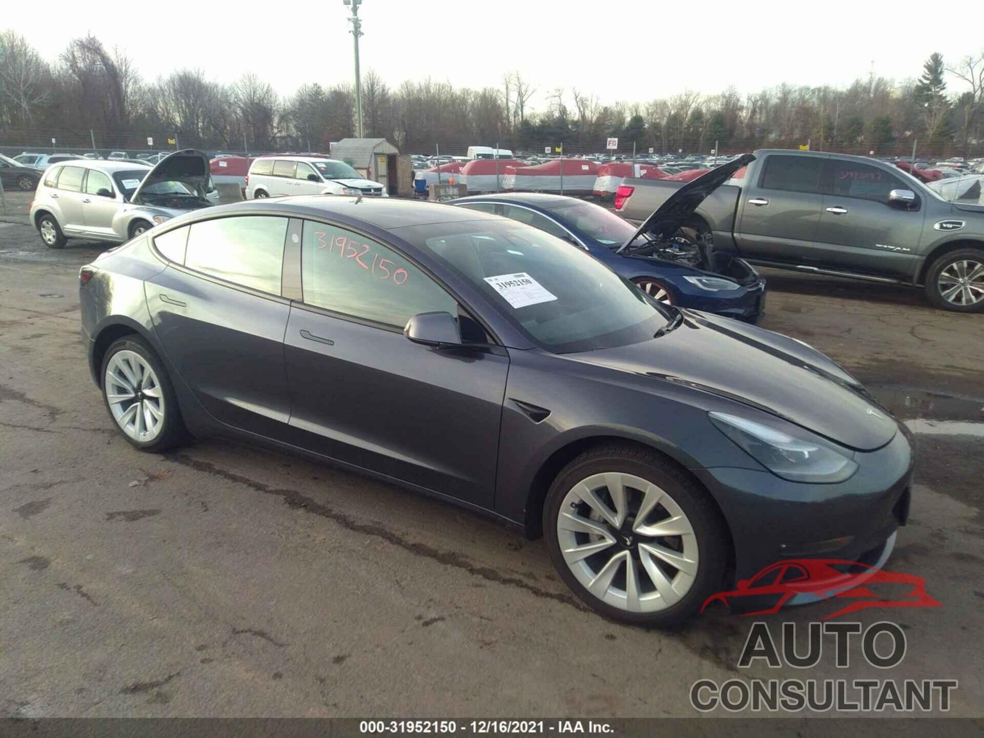 TESLA MODEL 3 2021 - 5YJ3E1EB3MF045164