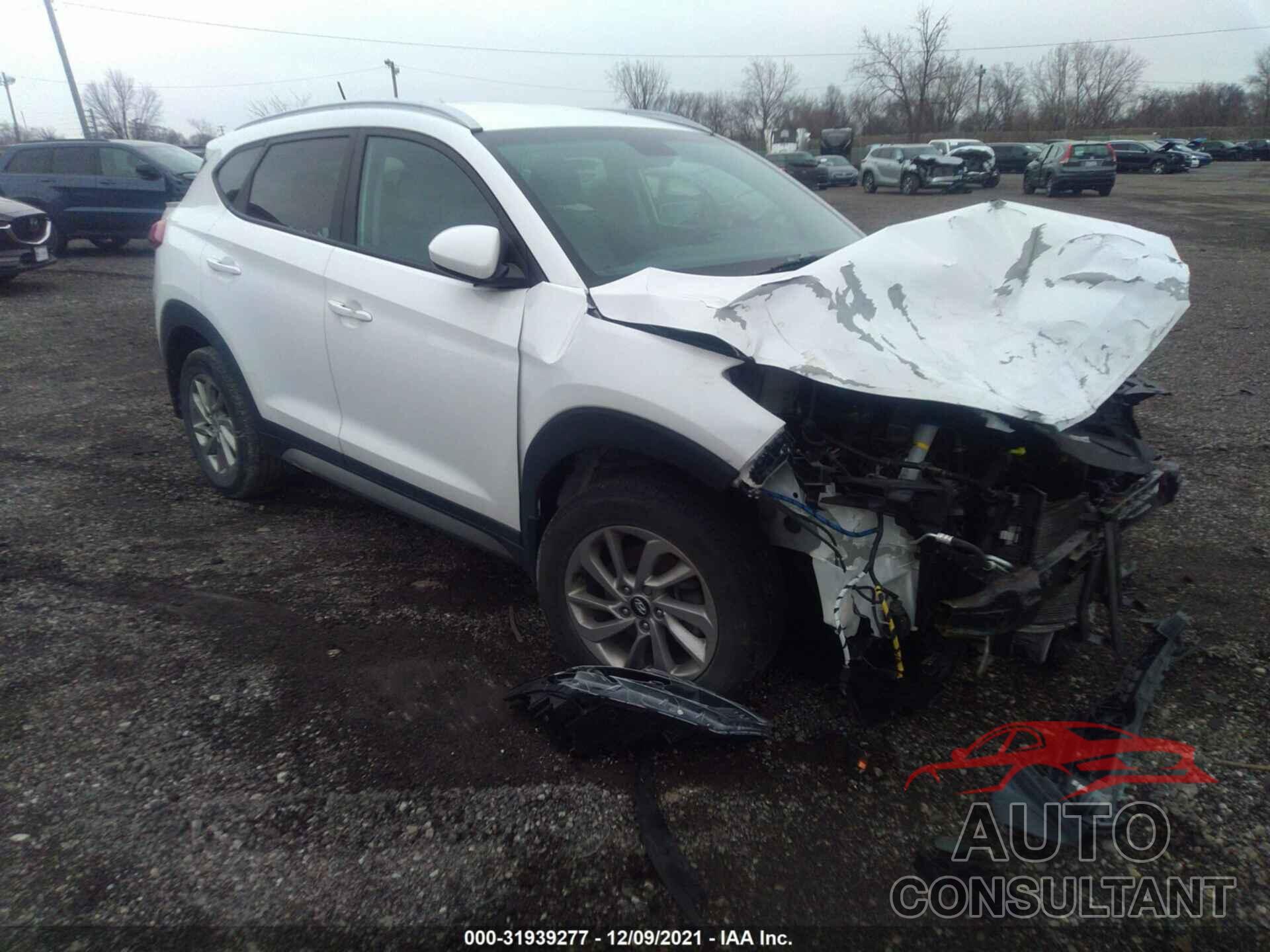HYUNDAI TUCSON 2017 - KM8J3CA41HU261149