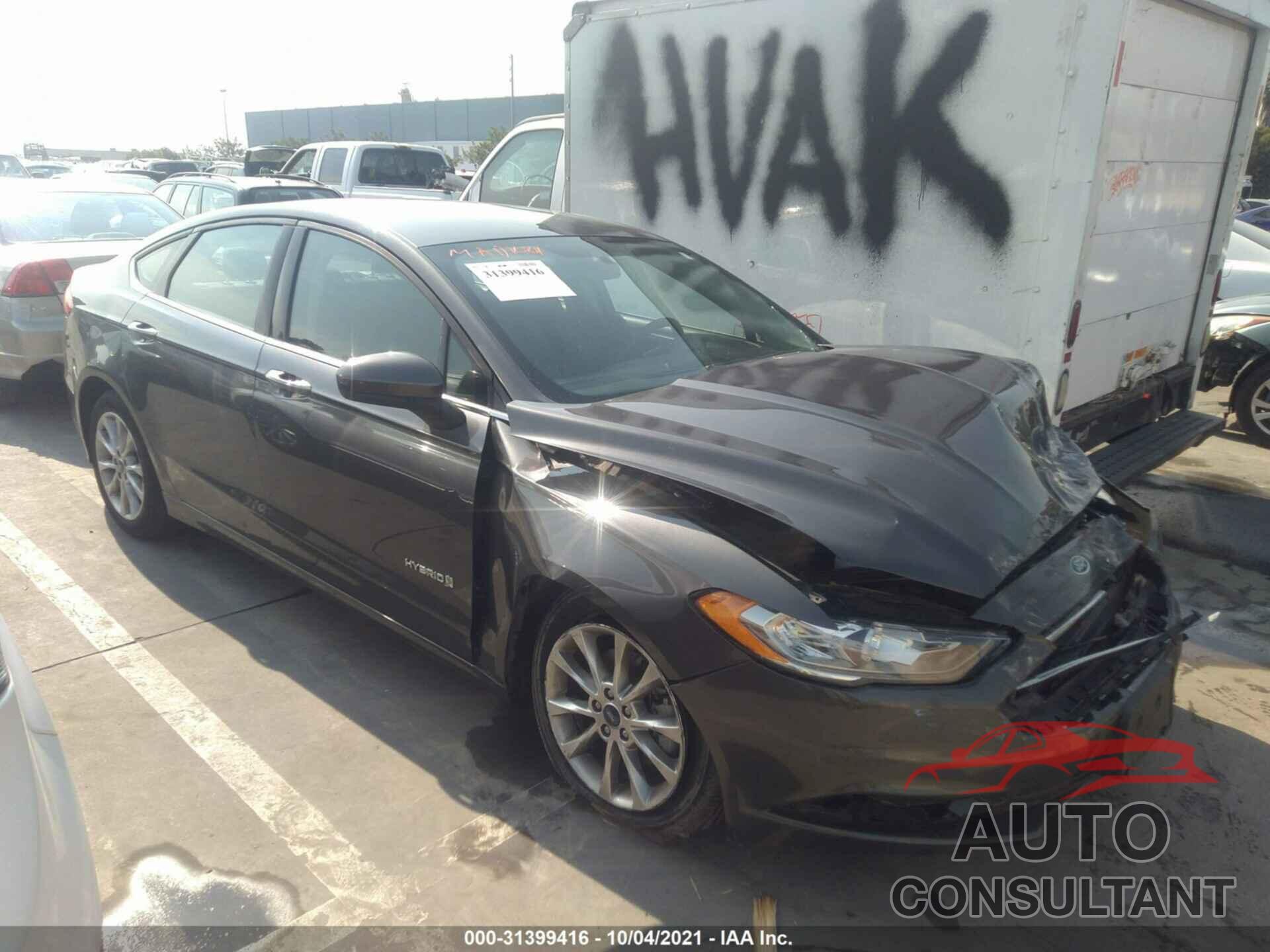 FORD FUSION 2017 - 3FA6P0LU4HR386377