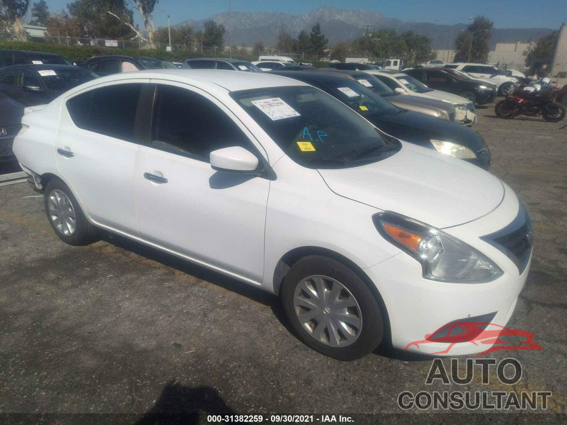 NISSAN VERSA 2016 - 3N1CN7AP7GL886594