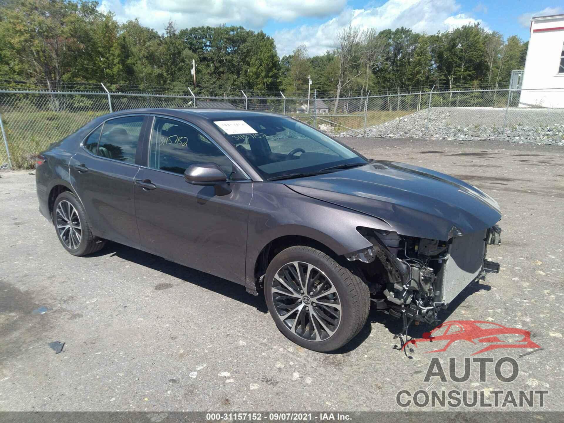 TOYOTA CAMRY 2020 - 4T1G11BK2LU011042