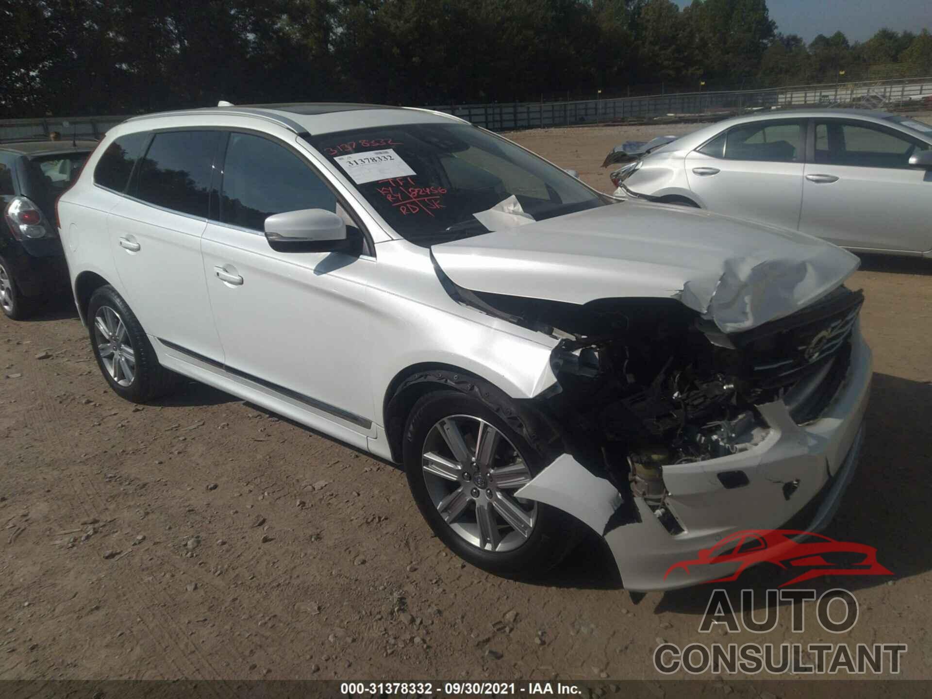 VOLVO XC60 2016 - YV4902RM5G2808378