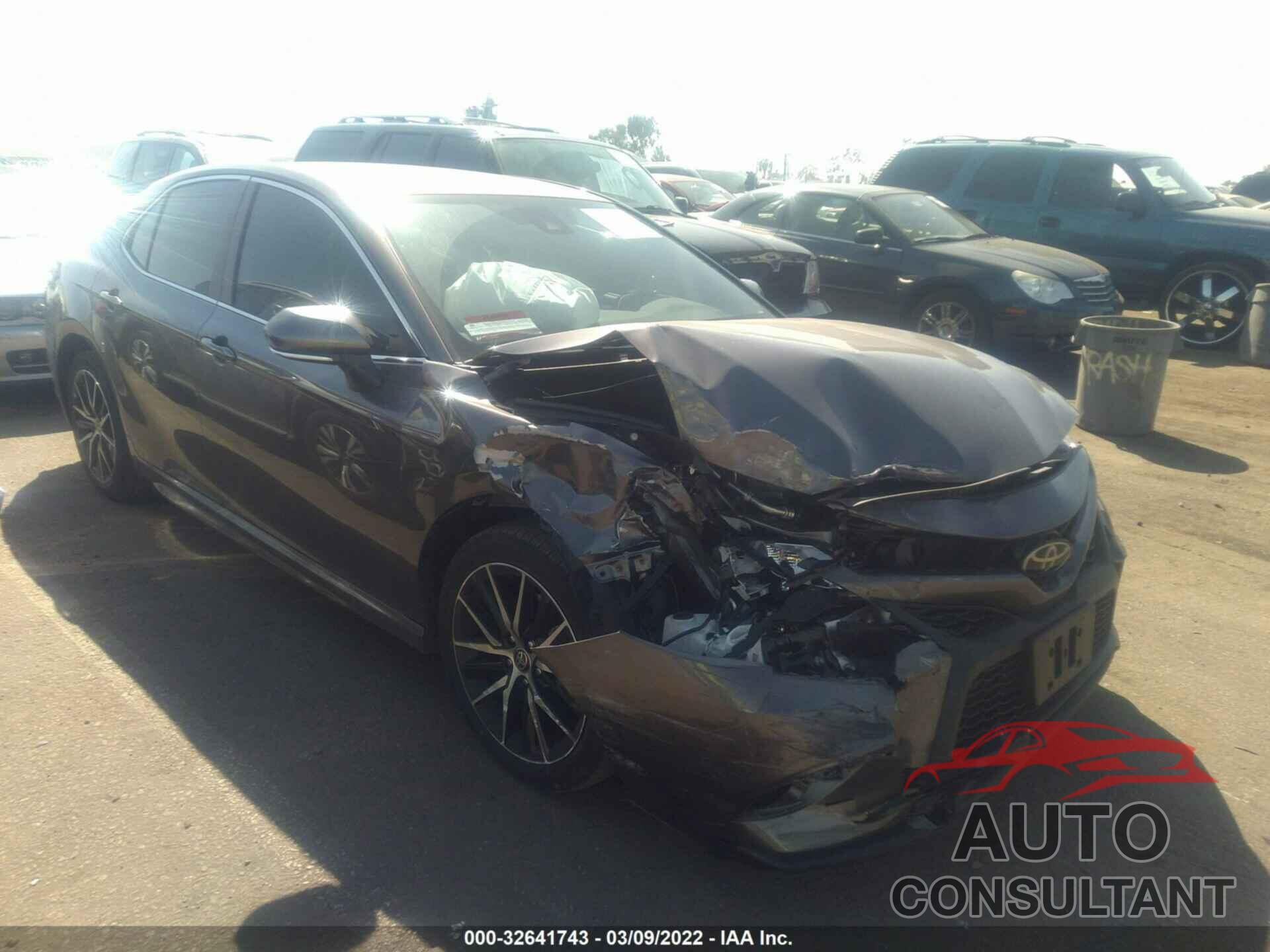 TOYOTA CAMRY 2022 - 4T1T11AK7NU008124