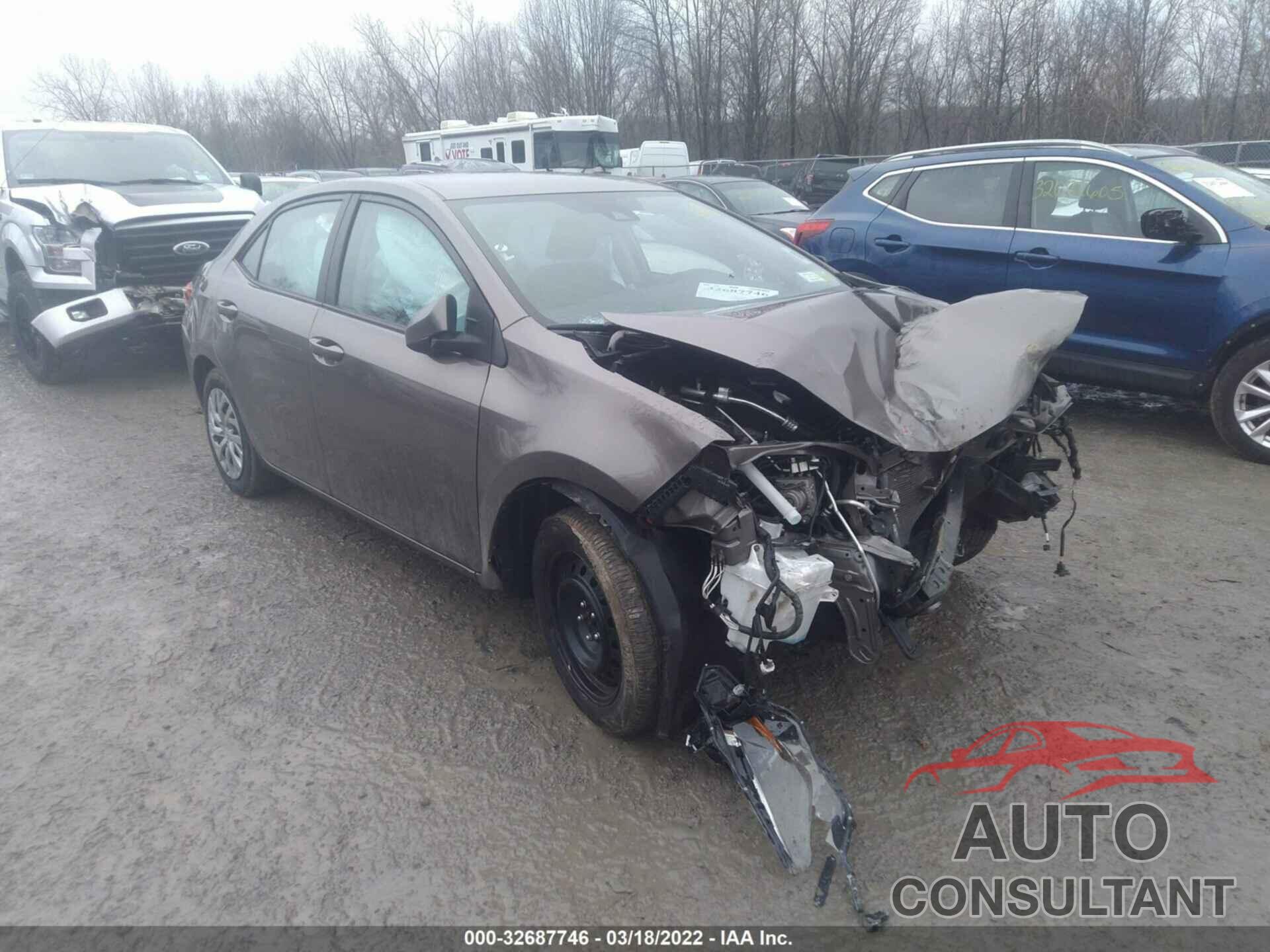 TOYOTA COROLLA 2018 - 2T1BURHE5JC032886