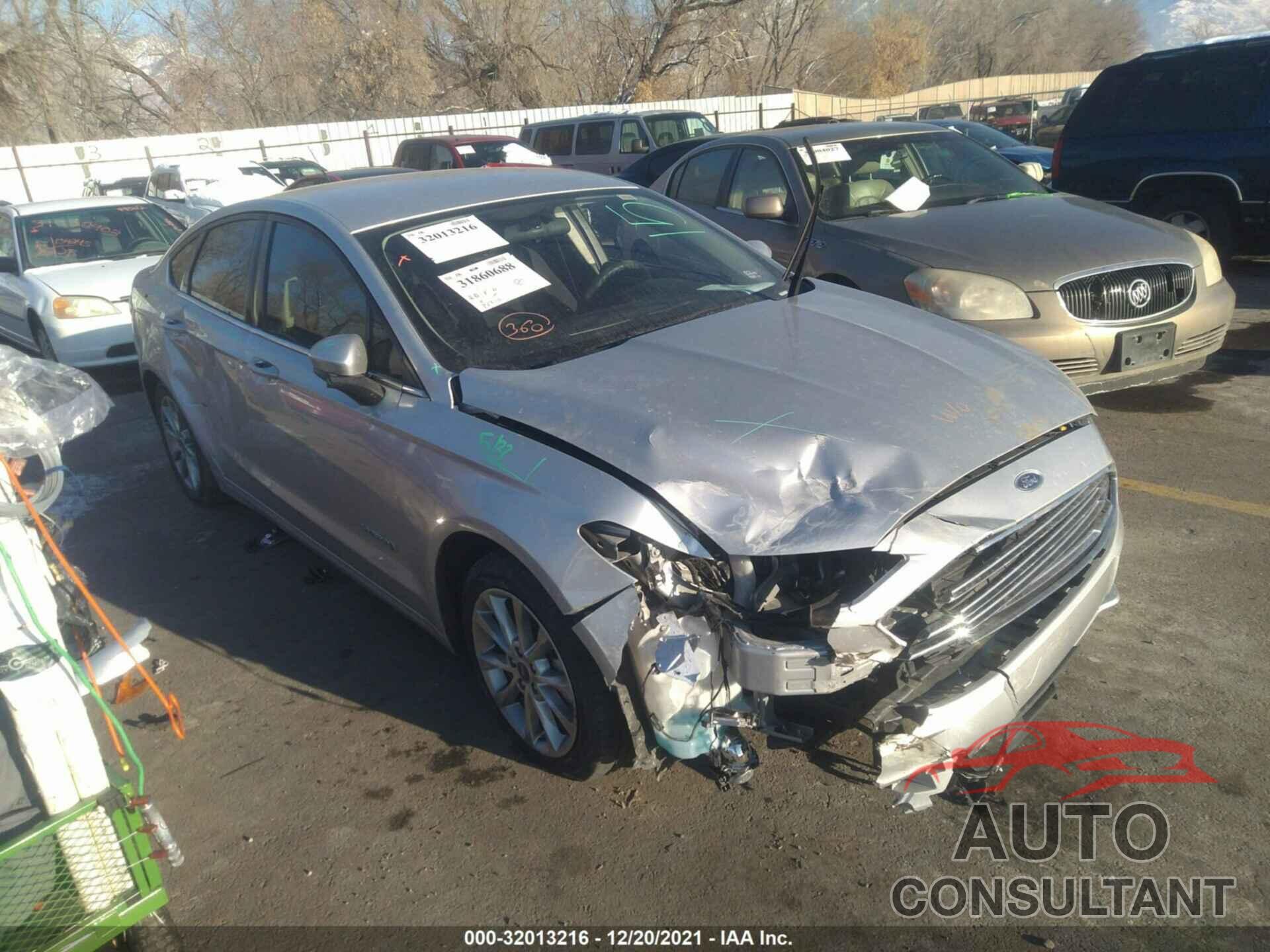 FORD FUSION 2017 - 3FA6P0LU7HR319532