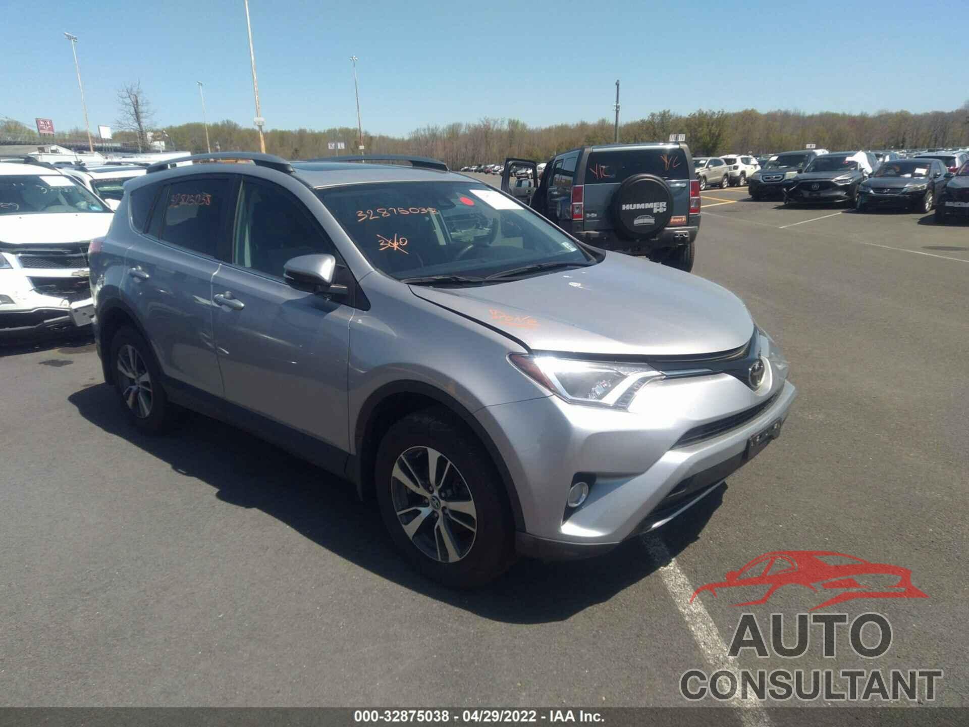 TOYOTA RAV4 2018 - 2T3RFREV5JW736170