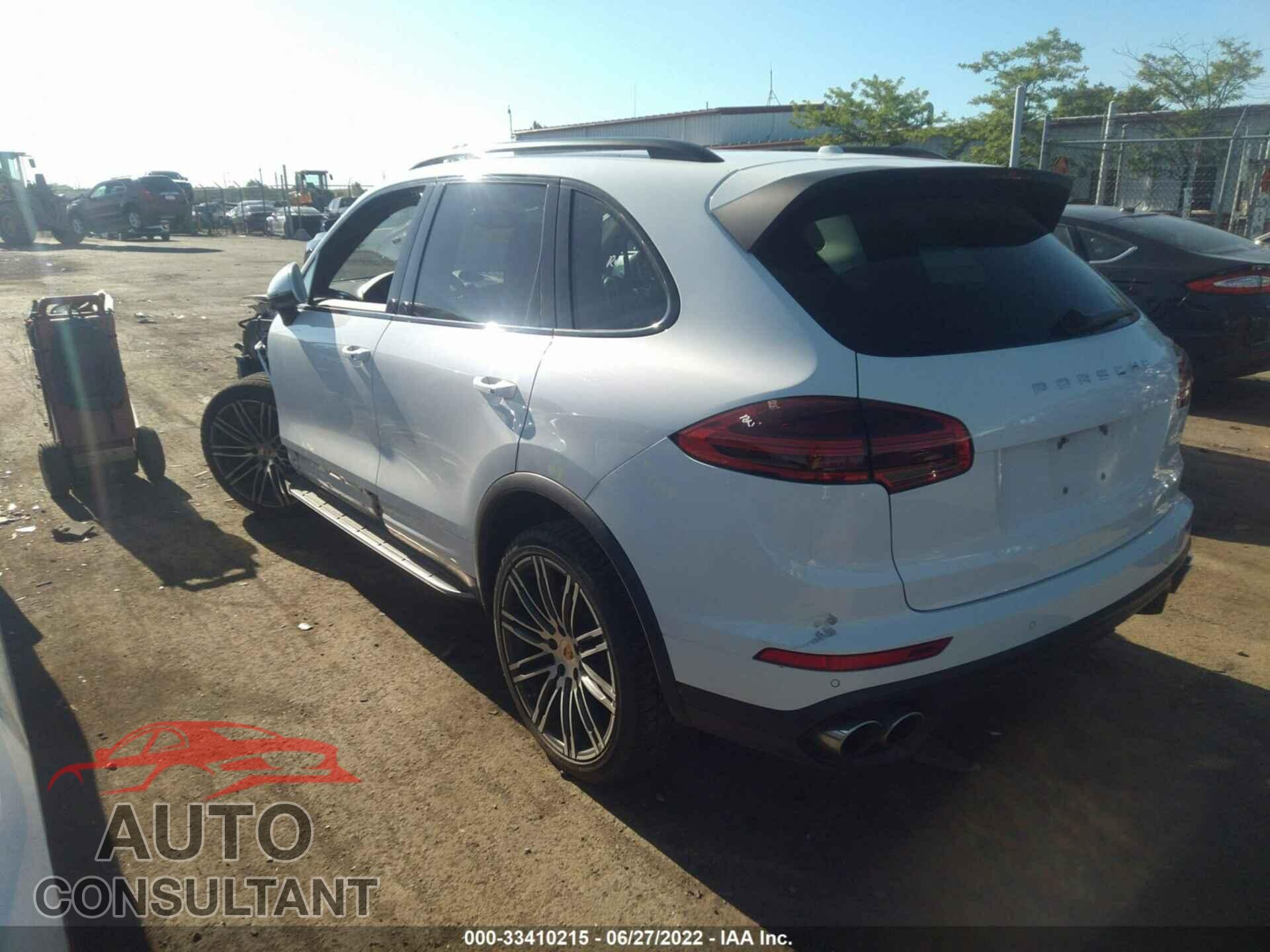 PORSCHE CAYENNE 2016 - WP1AB2A23GLA93243