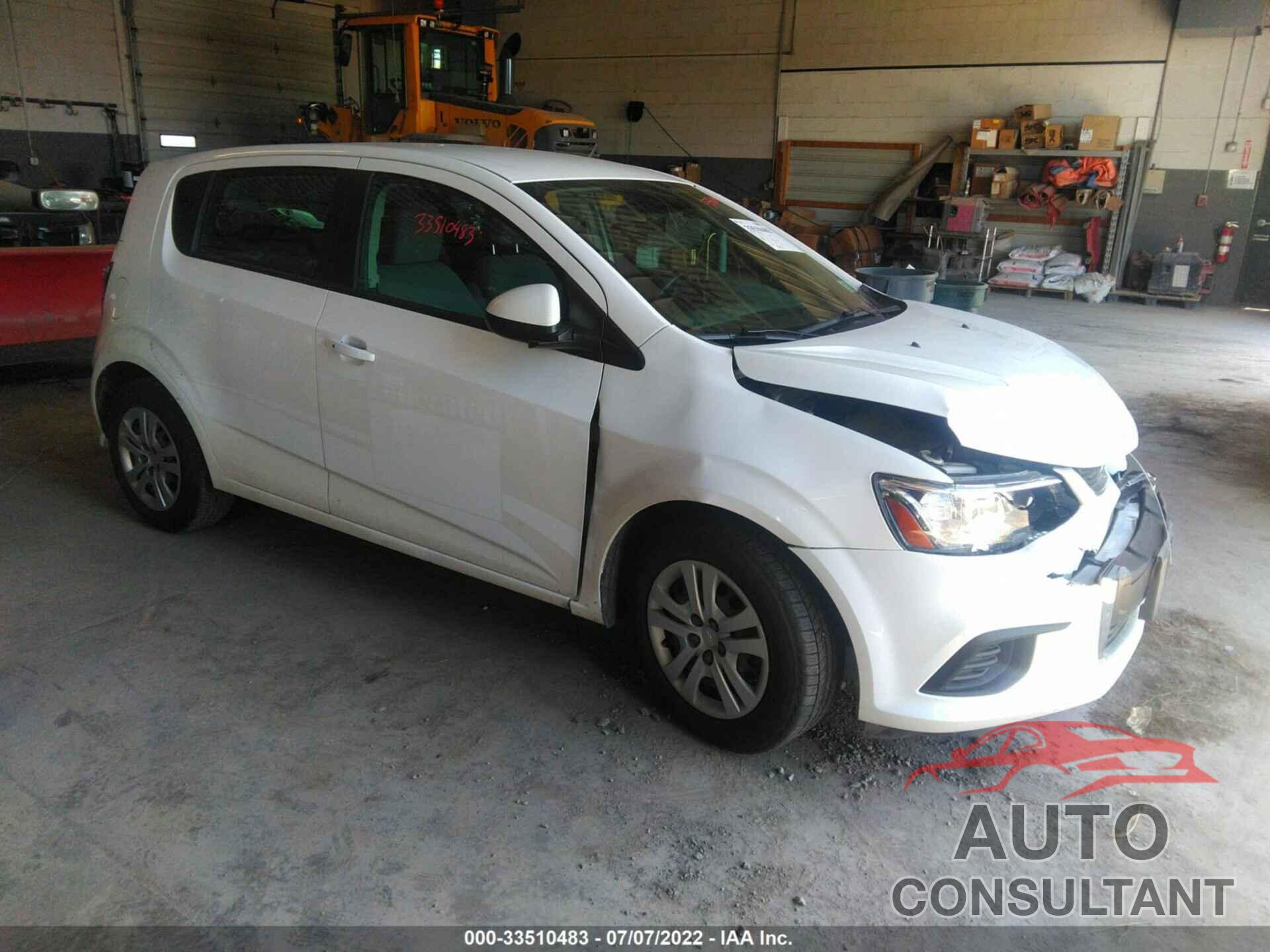 CHEVROLET SONIC 2019 - 1G1JG6SB1K4129015