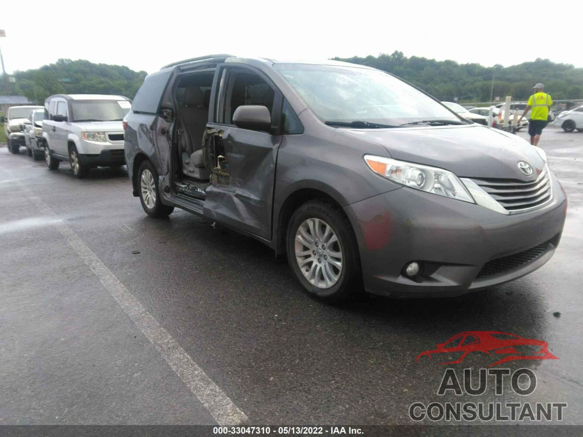 TOYOTA SIENNA 2017 - 5TDYZ3DC7HS848562