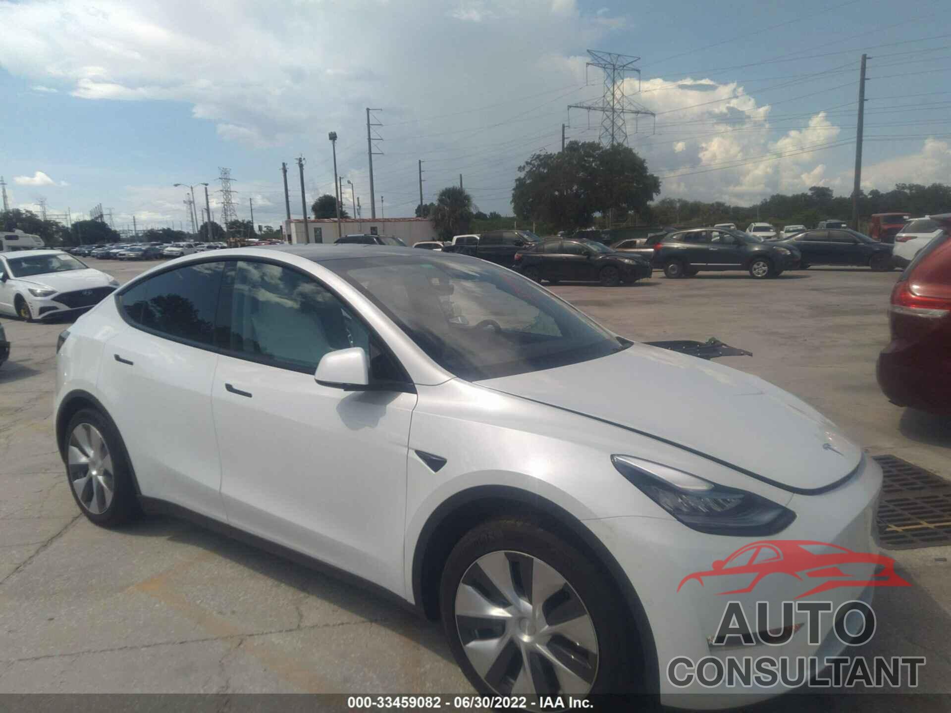 TESLA MODEL Y 2021 - 5YJYGDEE0MF283453