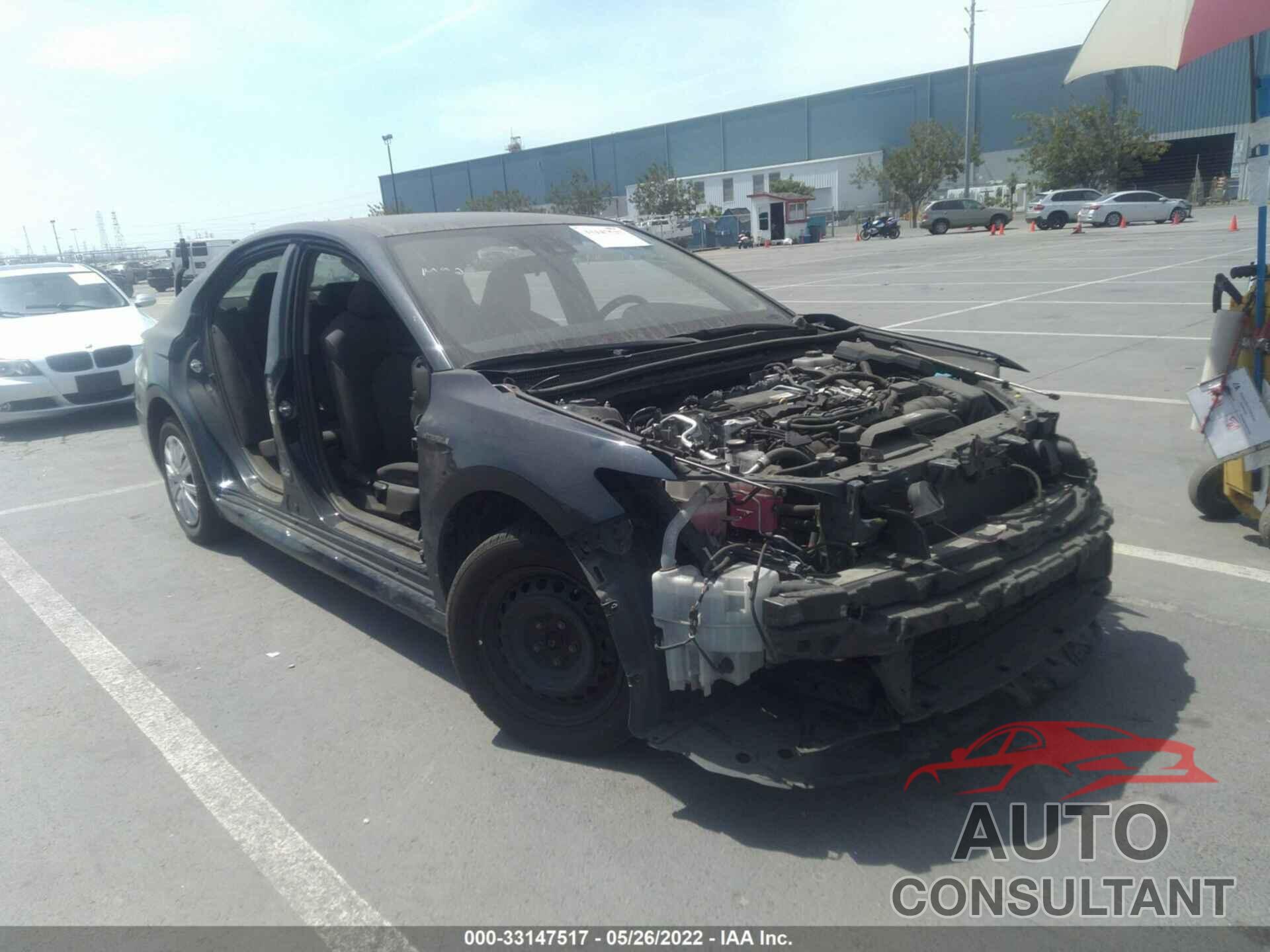 2019 CAMRY TOYOTA