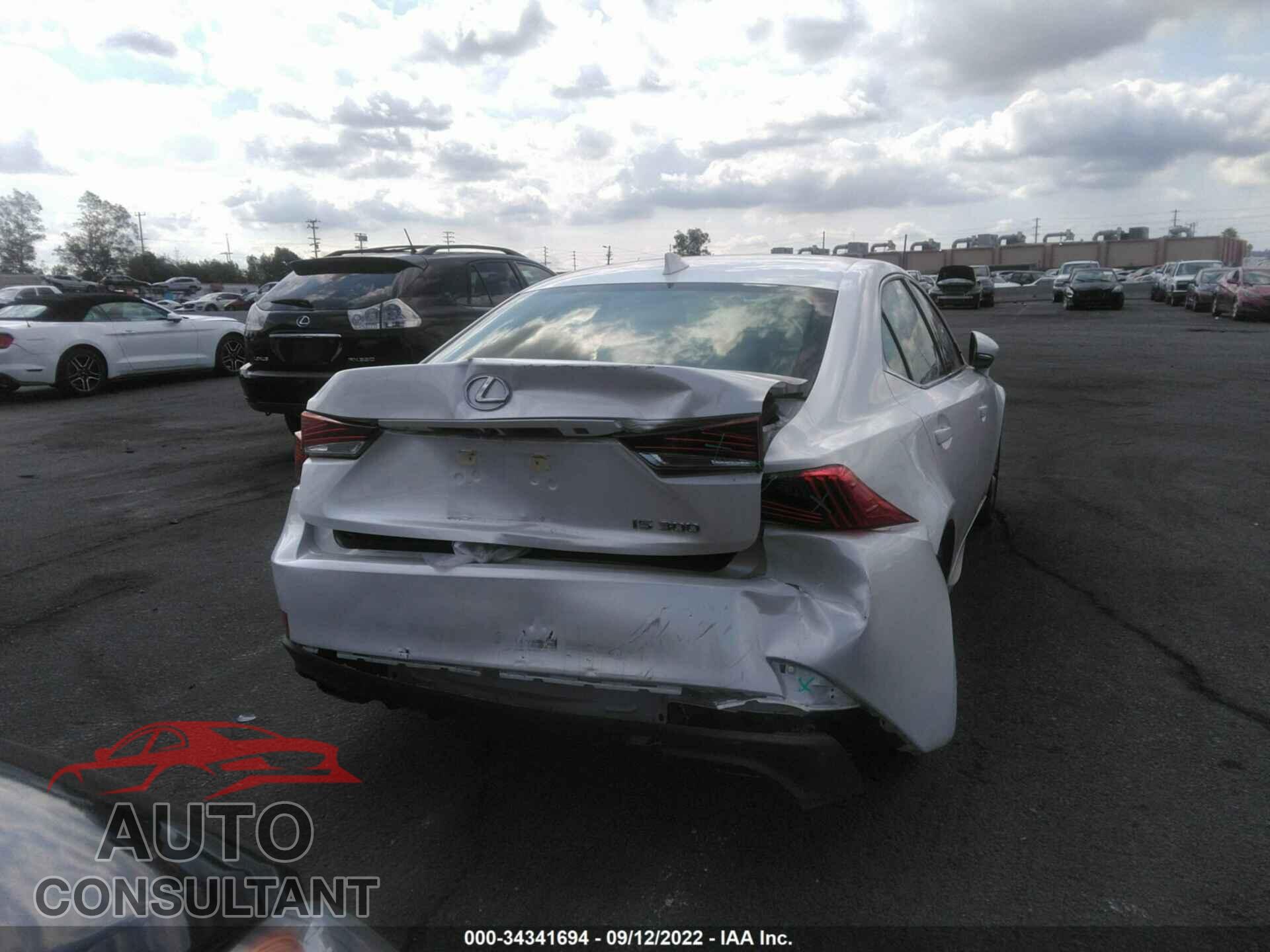 LEXUS IS 2020 - JTHAA1D21L5104182