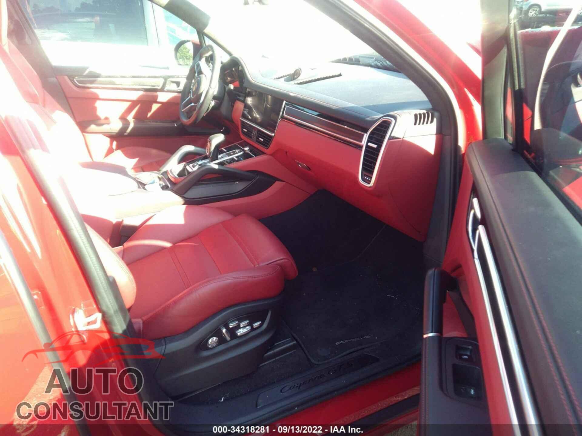 PORSCHE CAYENNE 2021 - WP1AG2AY5MDA34710