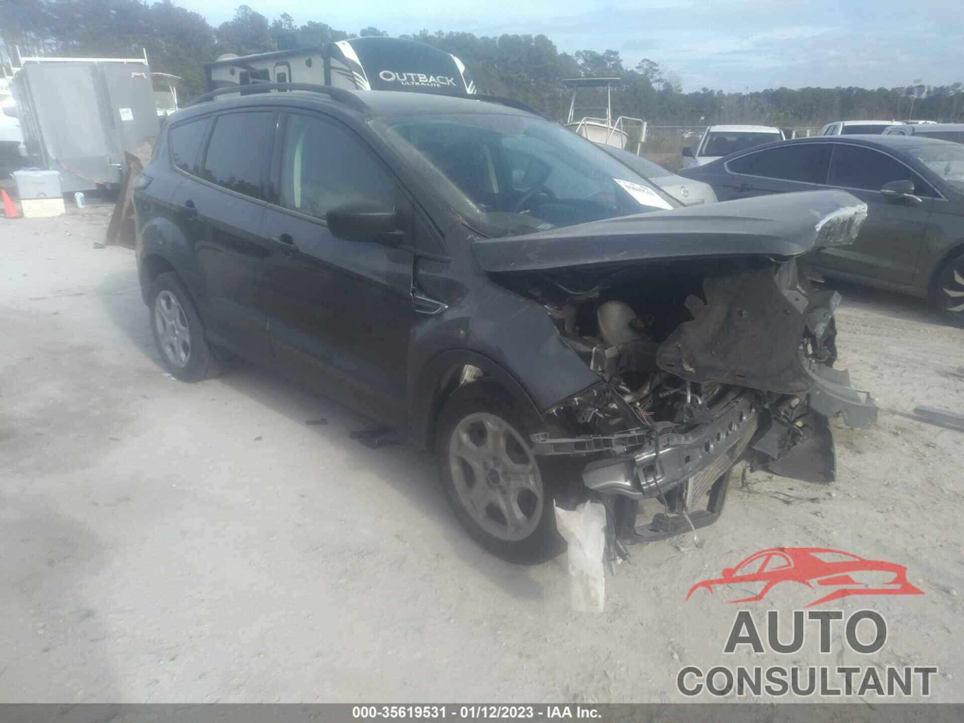 FORD ESCAPE 2018 - 1FMCU0F78JUB44018
