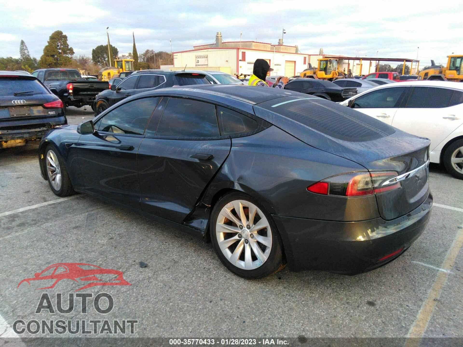 TESLA MODEL S 2017 - 5YJSA1E21HF190491