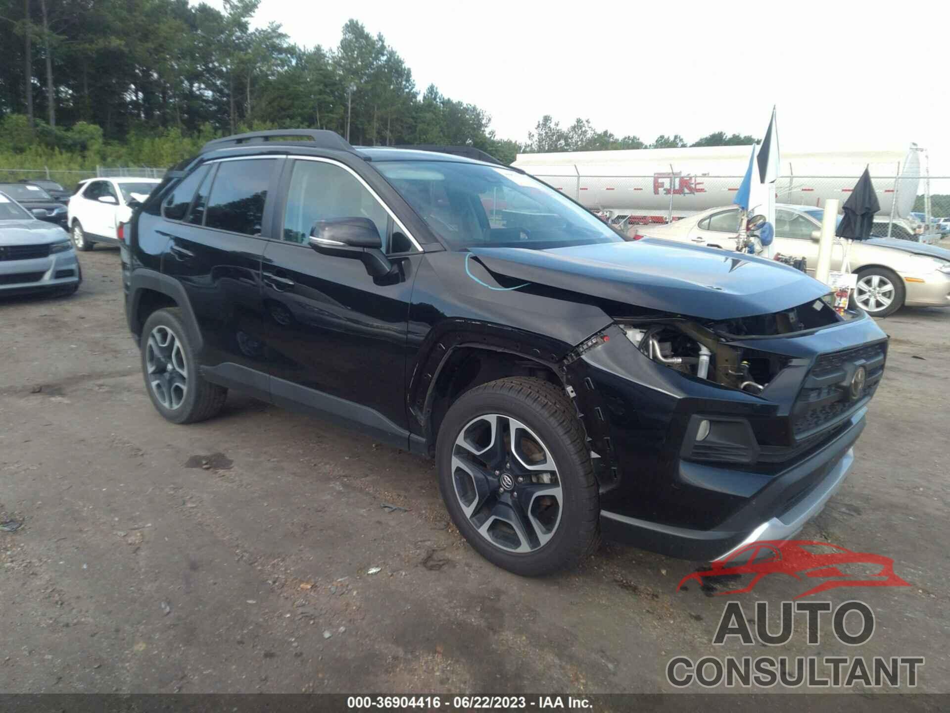 TOYOTA RAV4 2021 - 2T3J1RFV4MW156424
