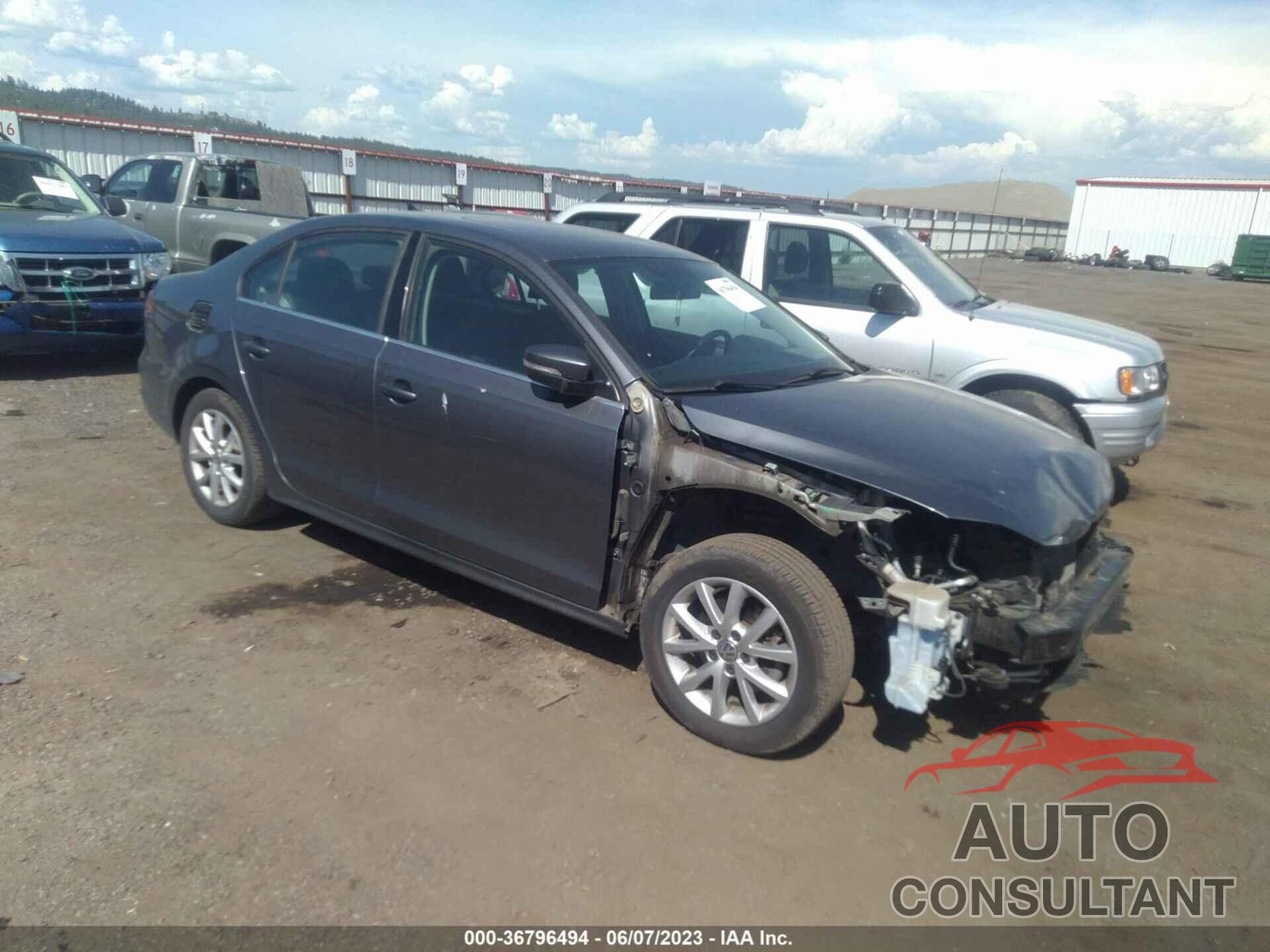 VOLKSWAGEN JETTA 2017 - 3VWDB7AJ8HM310625