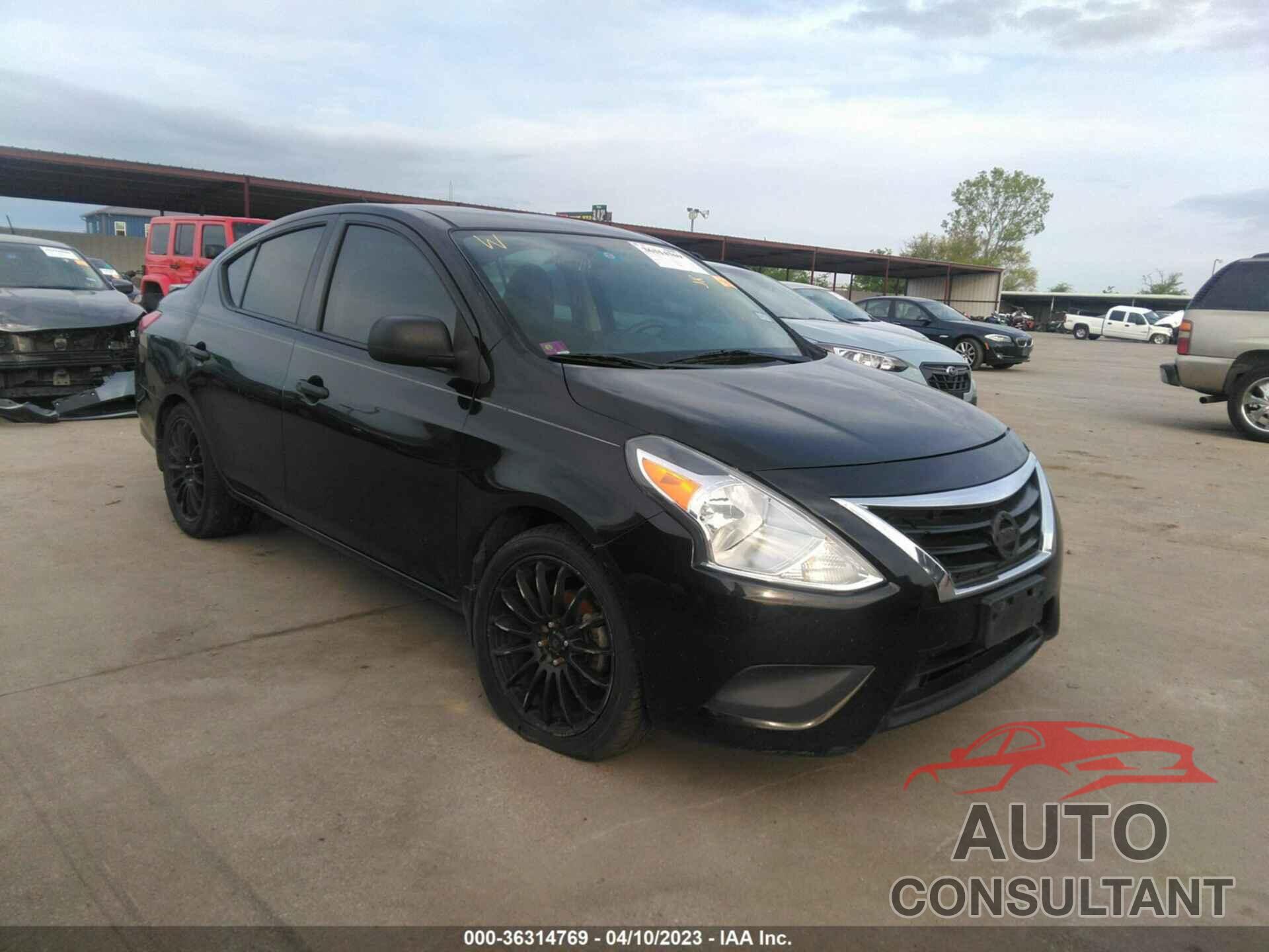 NISSAN VERSA 2015 - 3N1CN7APXFL815033