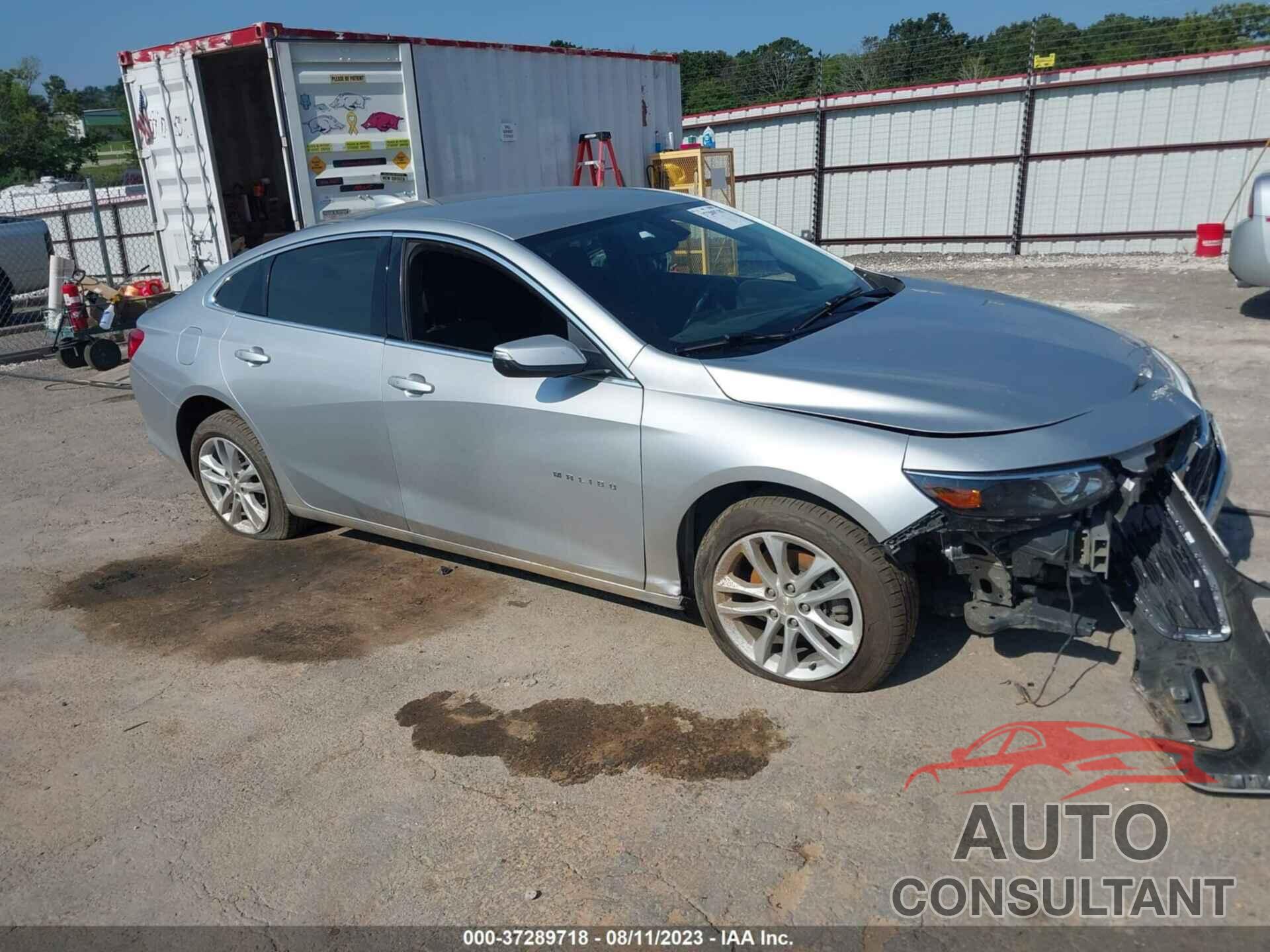 CHEVROLET MALIBU 2017 - 1G1ZE5ST4HF183238