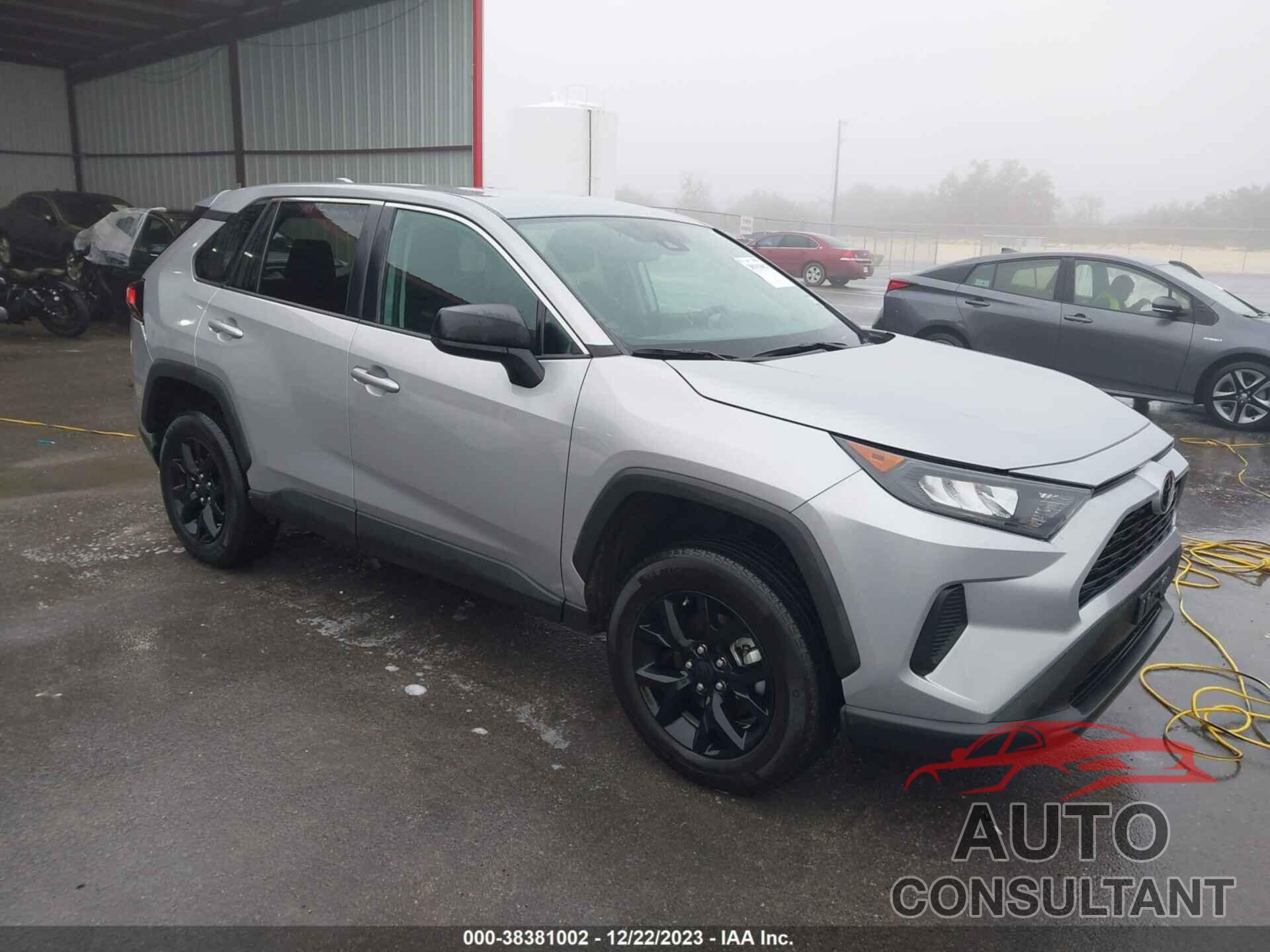 TOYOTA RAV4 2022 - 2T3H1RFV2NW220136