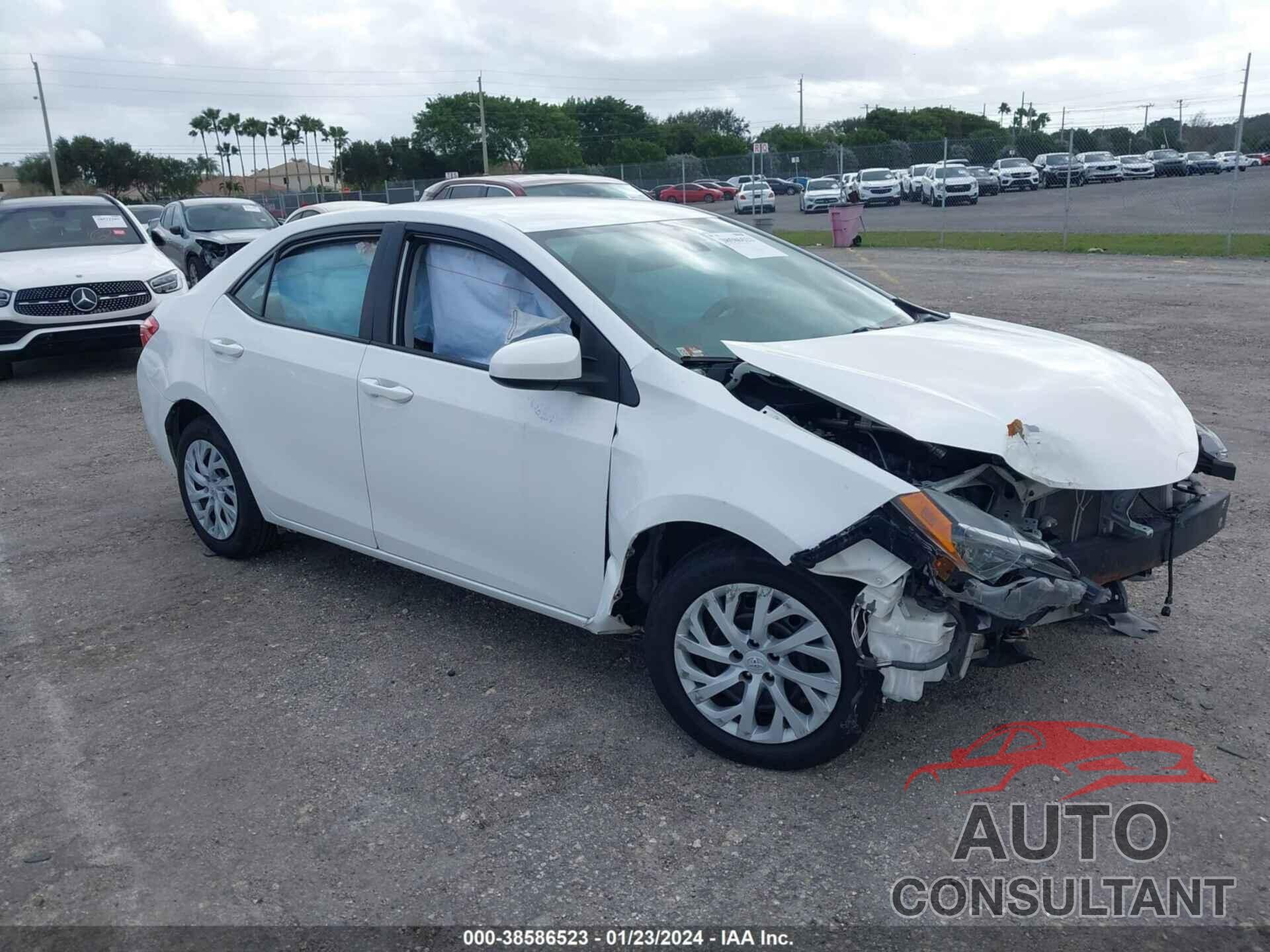 TOYOTA COROLLA 2019 - 5YFBURHE3KP883621