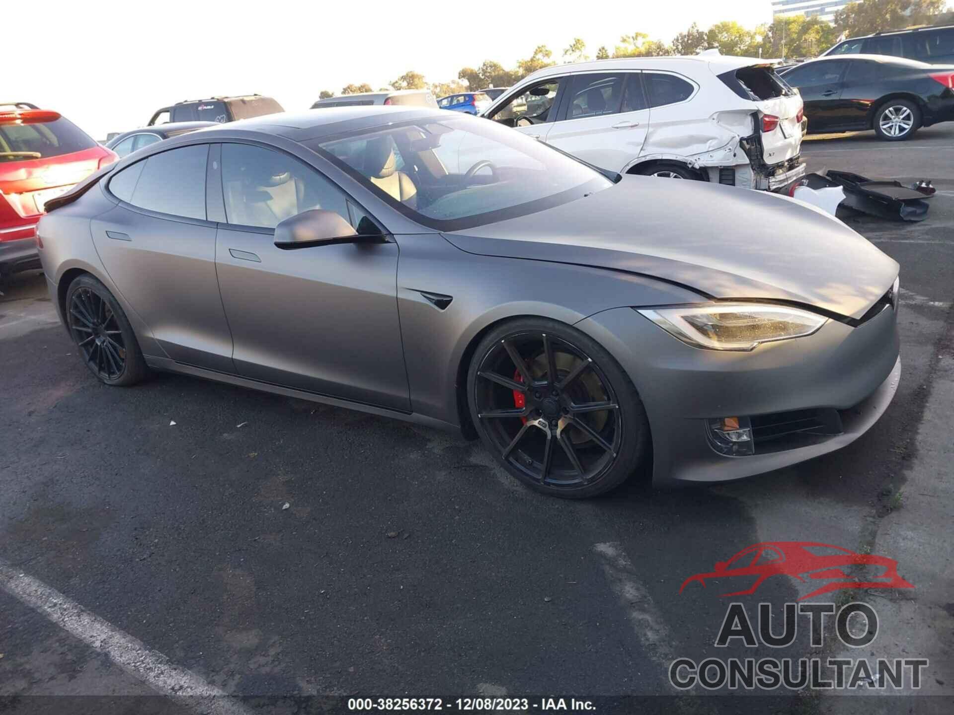 TESLA MODEL S 2016 - 5YJSA1E40GF172502