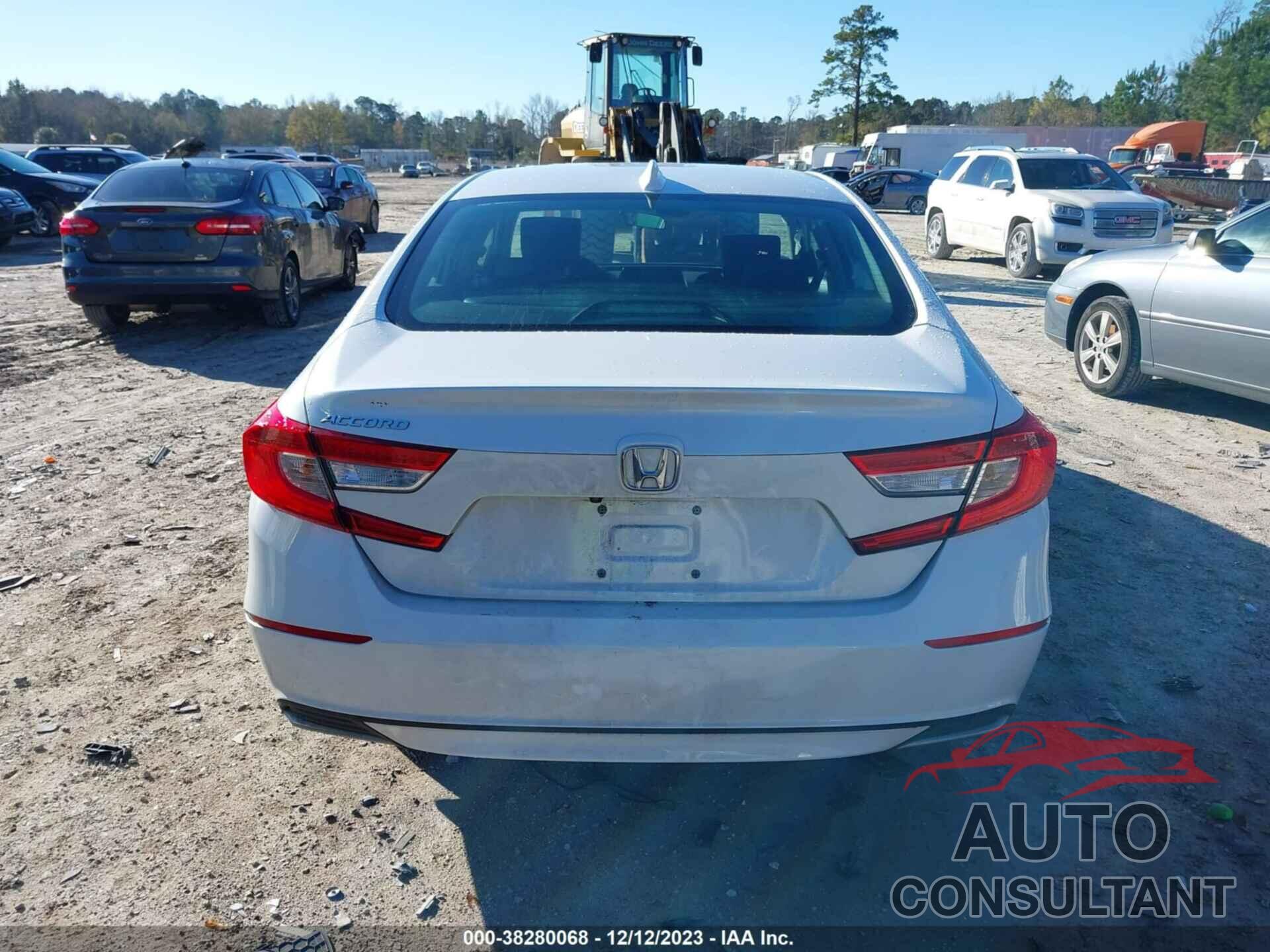 HONDA ACCORD 2018 - 1HGCV1F16JA152804