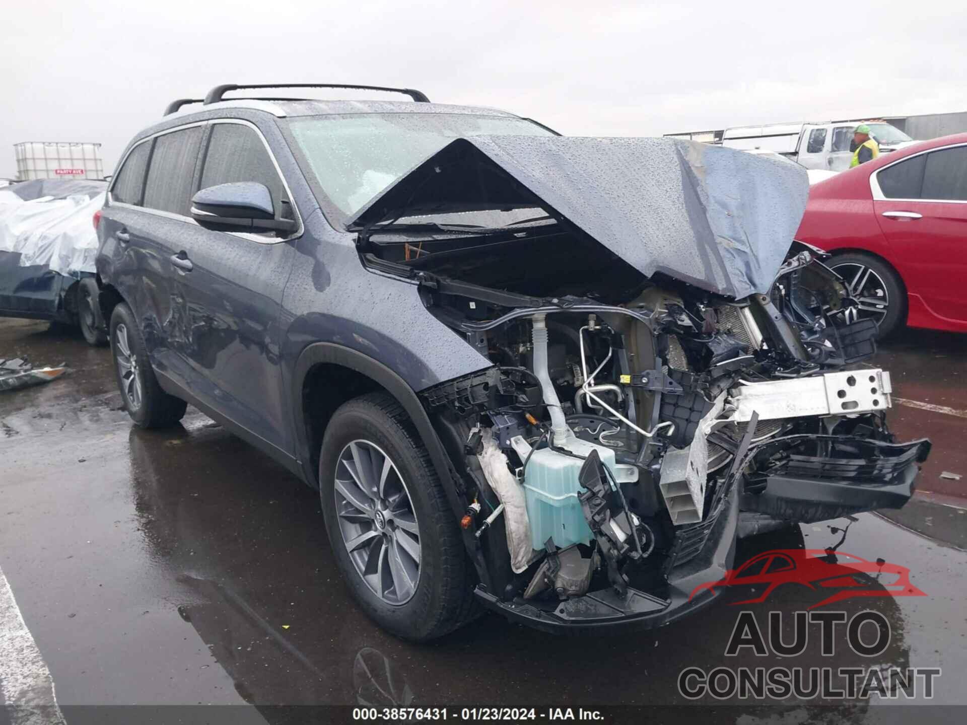 TOYOTA HIGHLANDER 2019 - 5TDKZRFH8KS340917