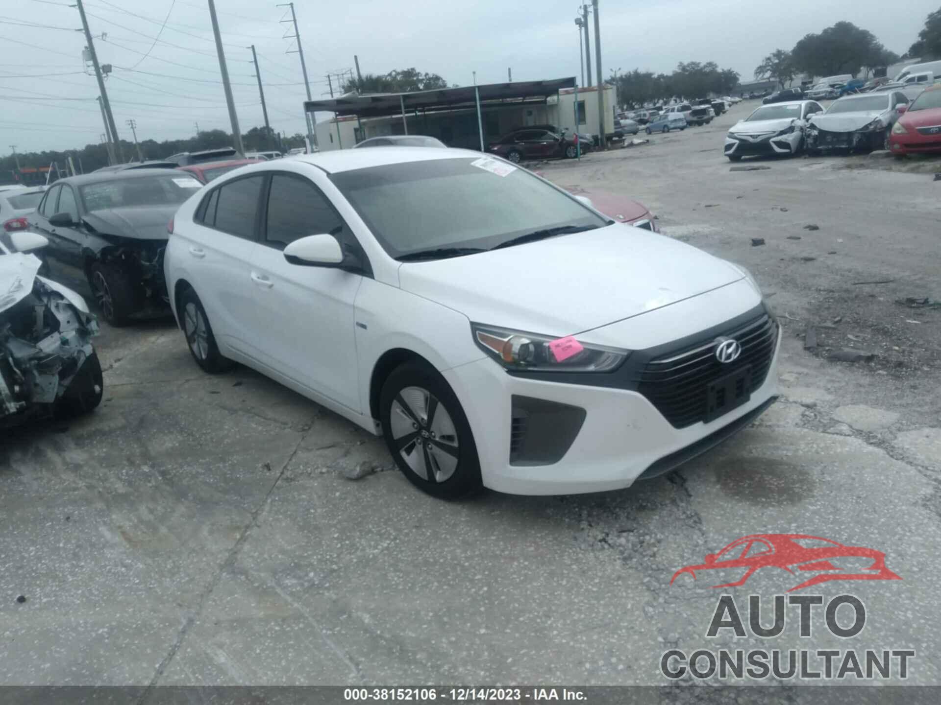 HYUNDAI IONIQ HYBRID 2018 - KMHC65LC3JU064358