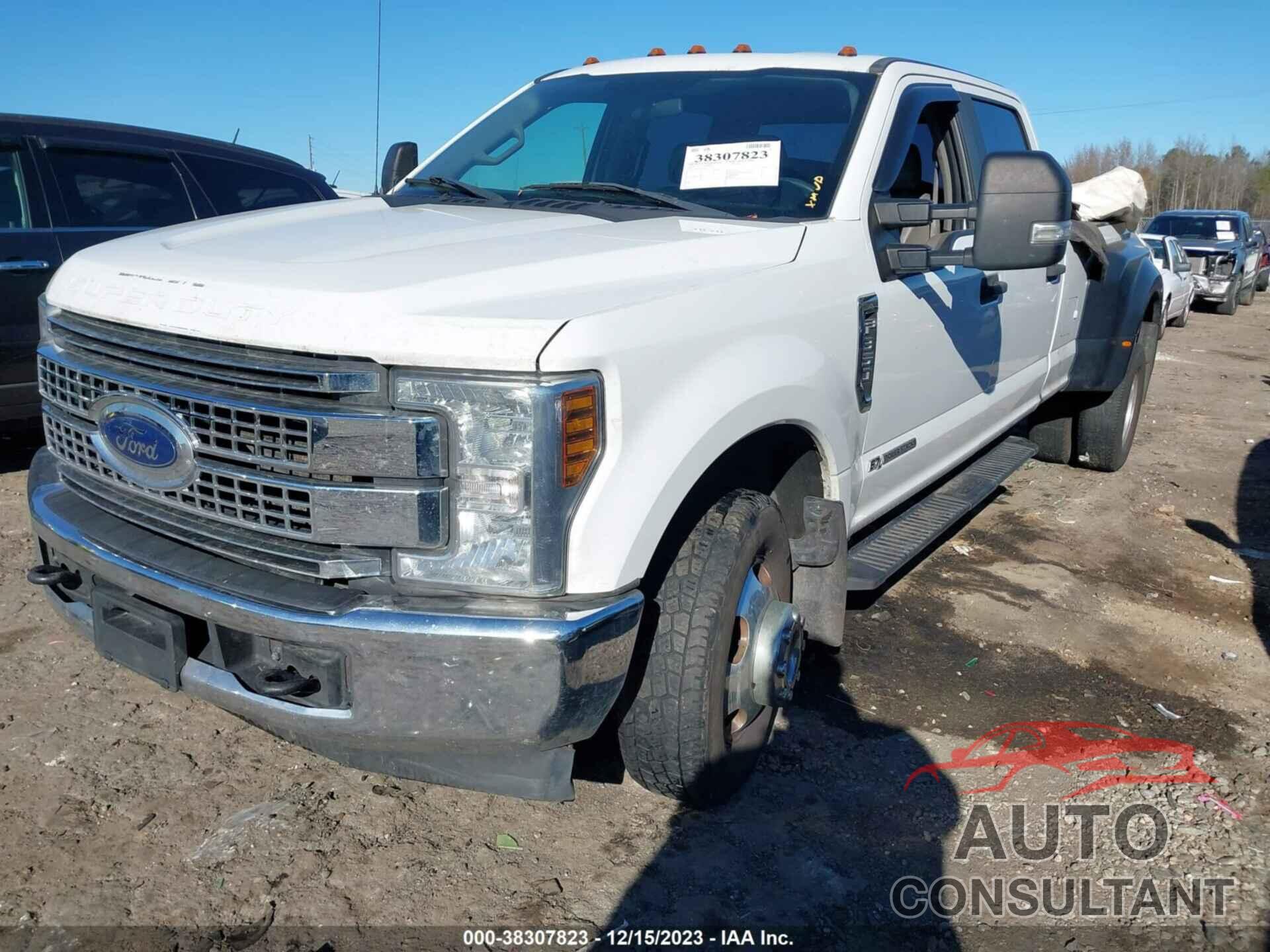 FORD F-350 2018 - 1FT8W3CT0JEC52344