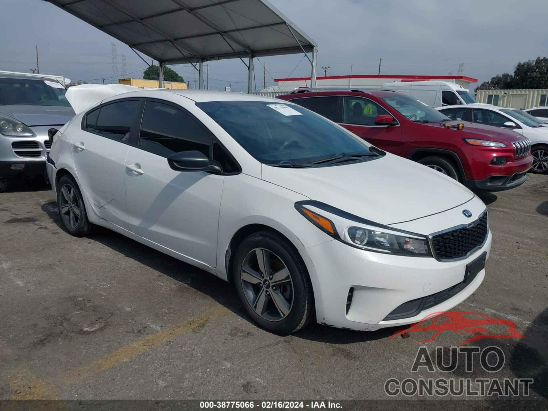 KIA FORTE 2018 - 3KPFL4A74JE244456