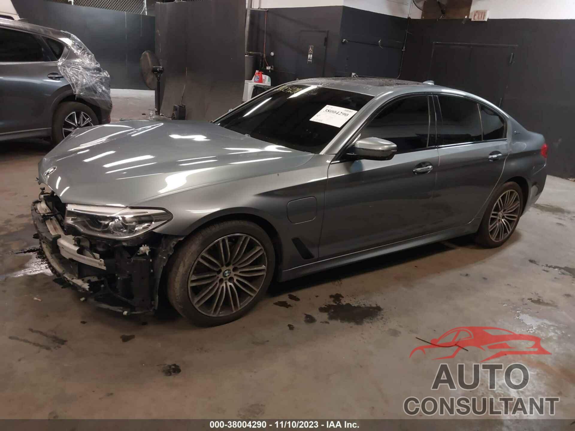 BMW 5 SERIES 2018 - WBAJB1C58JG623478