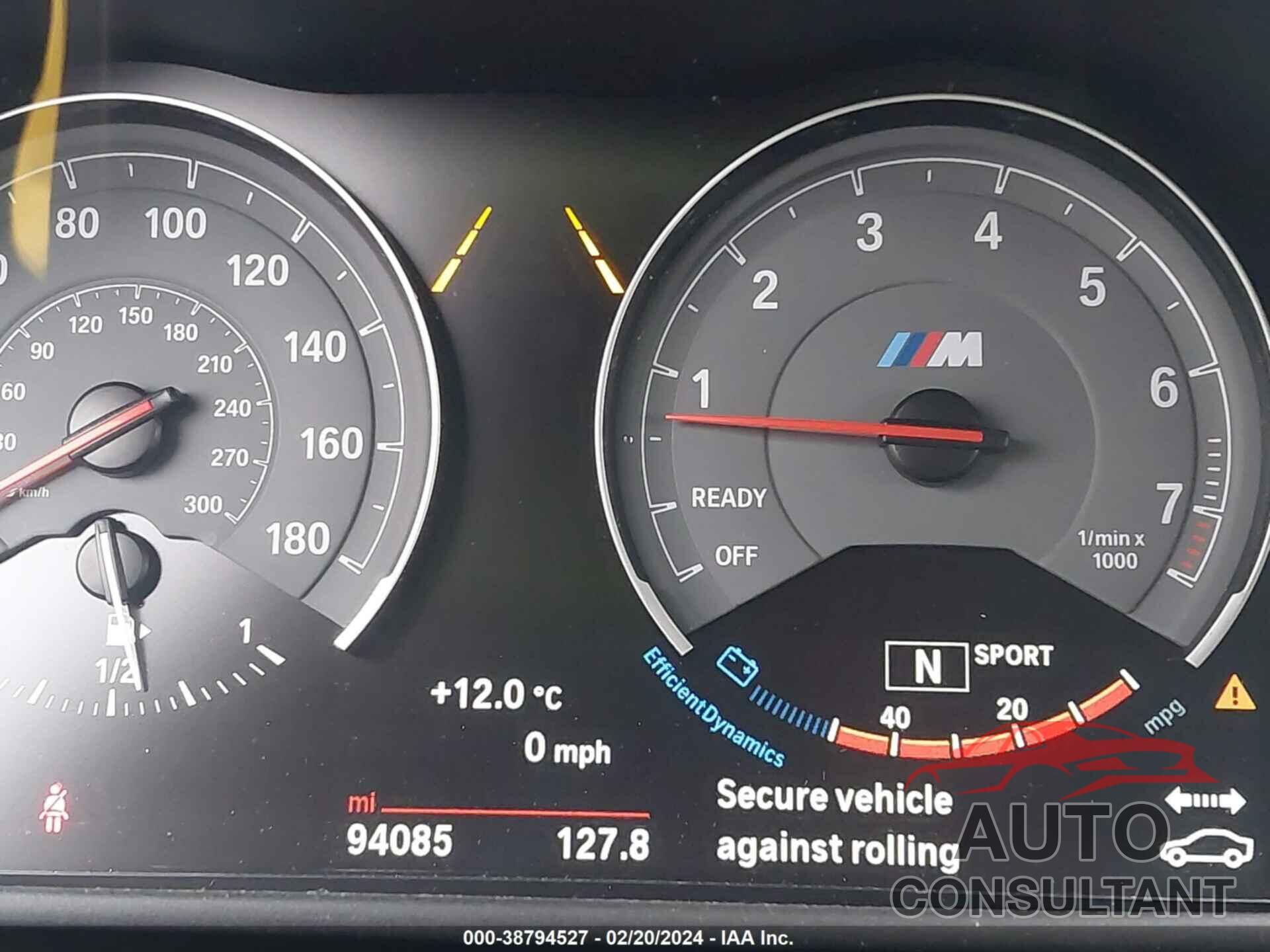 BMW M2 2017 - WBS1H9C38HV888172