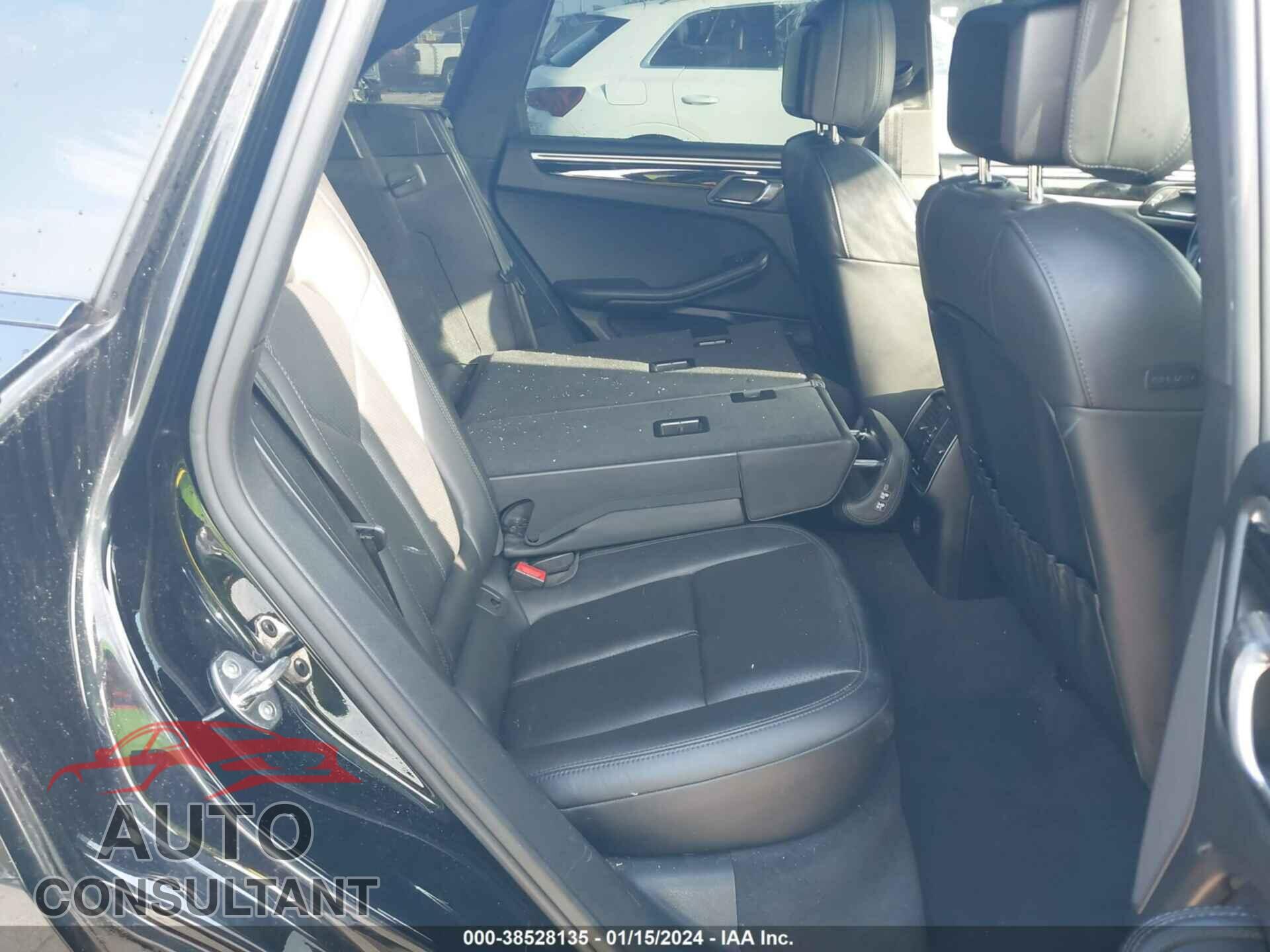 PORSCHE MACAN 2017 - WP1AB2A52HLB14871