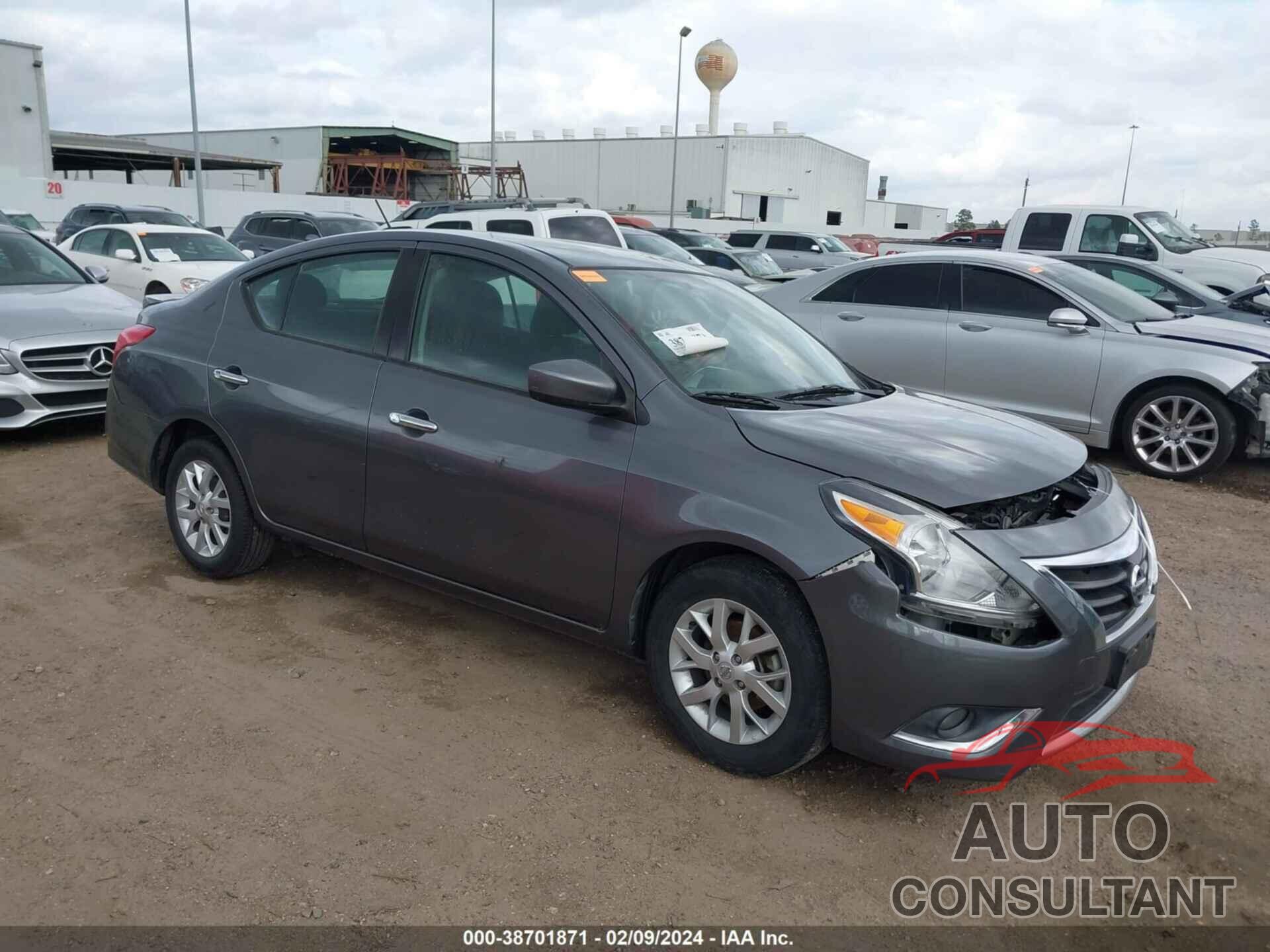 NISSAN VERSA 2018 - 3N1CN7AP7JL818285