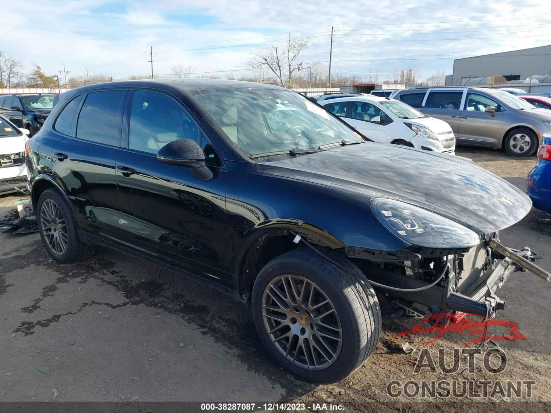 PORSCHE CAYENNE 2017 - WP1AA2A22HKA81966