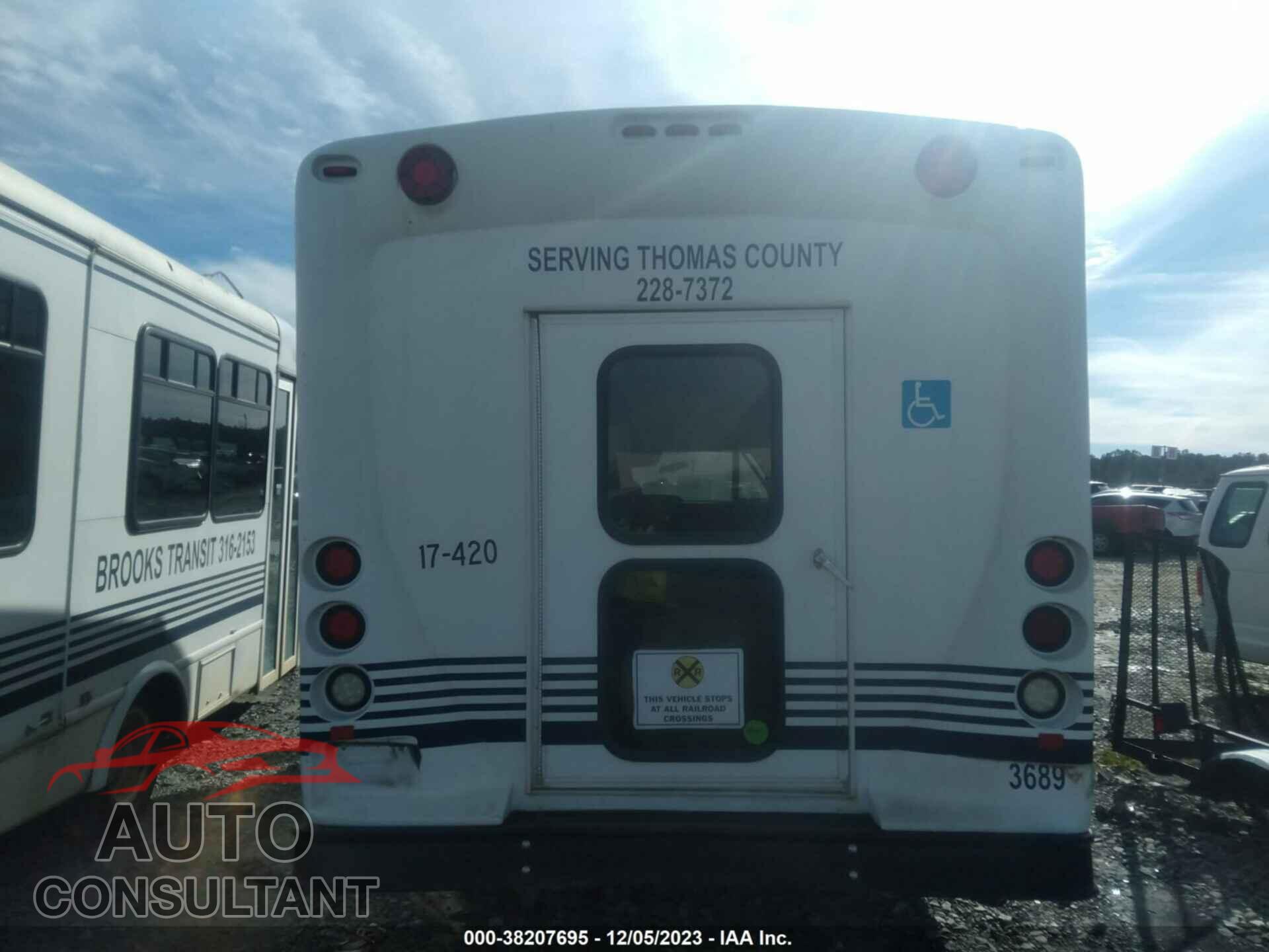 FORD E-350 CUTAWAY 2017 - 1FDEE3FSXHDC30159